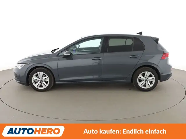 Volkswagen Golf view 3
