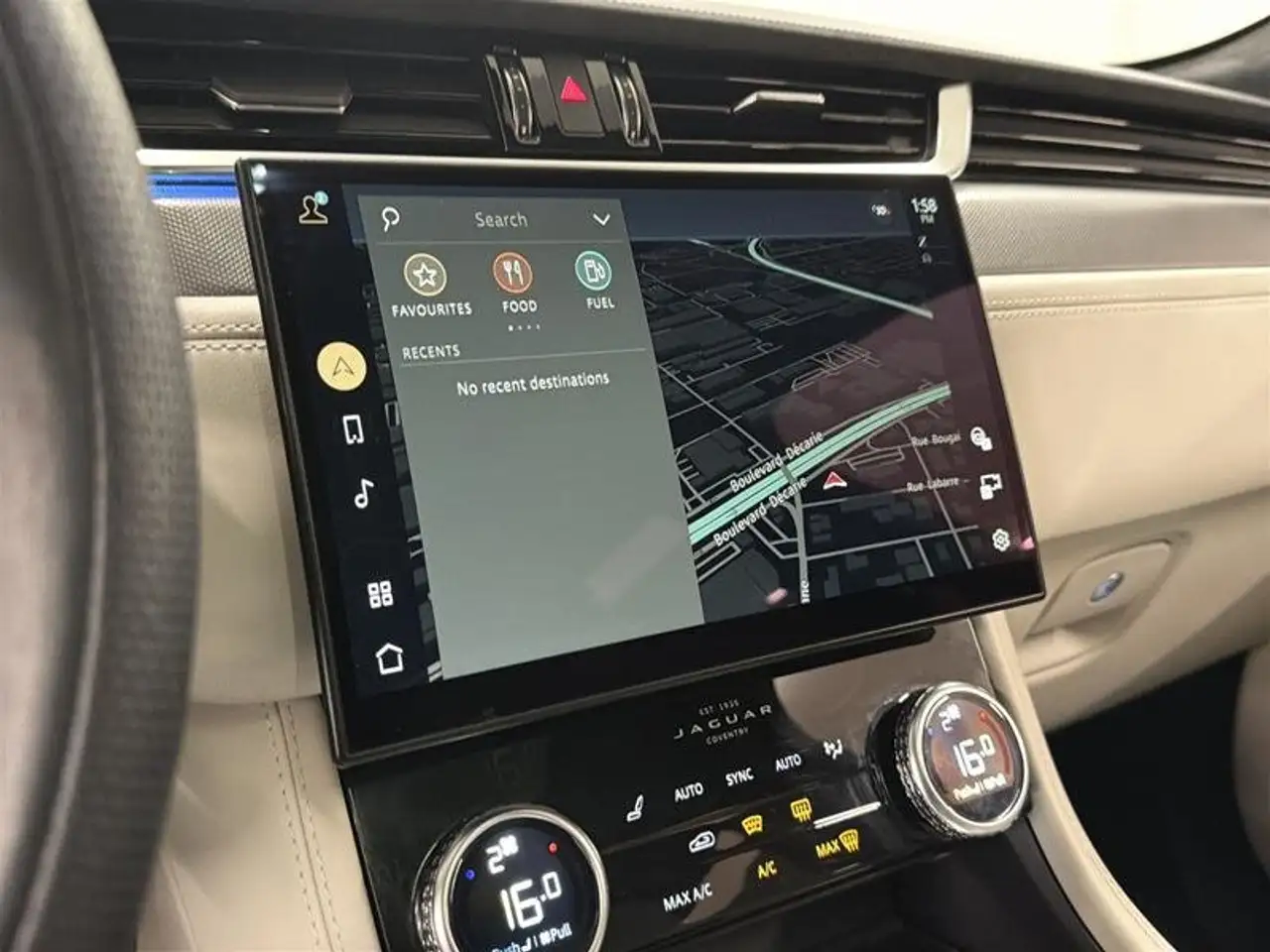 Jaguar F-Pace снимка Jaguar F-Pace