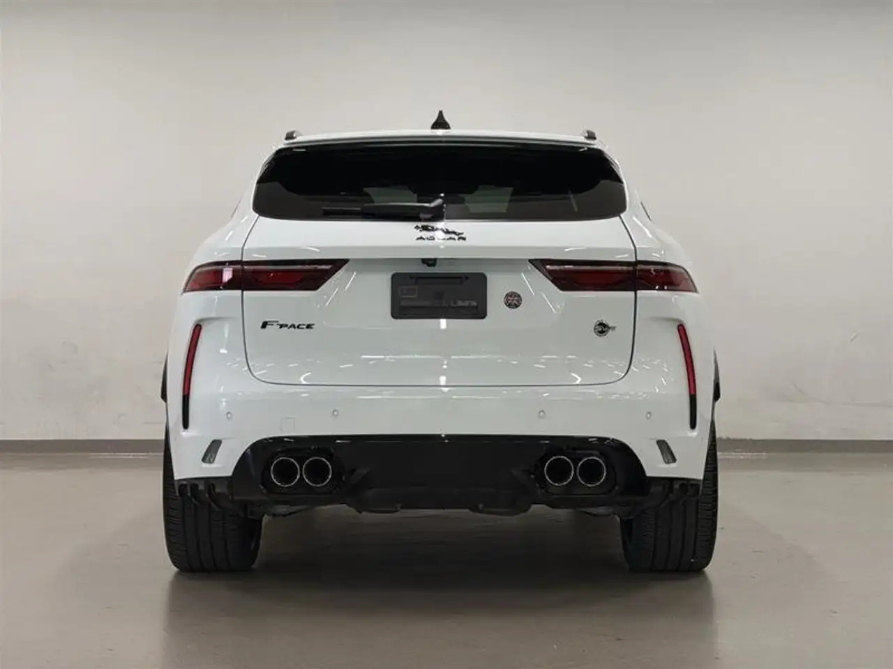 Jaguar F-Pace снимка Jaguar F-Pace
