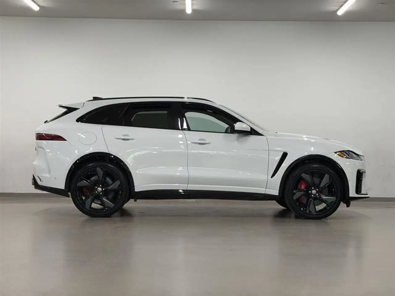 Jaguar F-Pace снимка Jaguar F-Pace