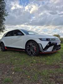N 84 kWh AWD Performance