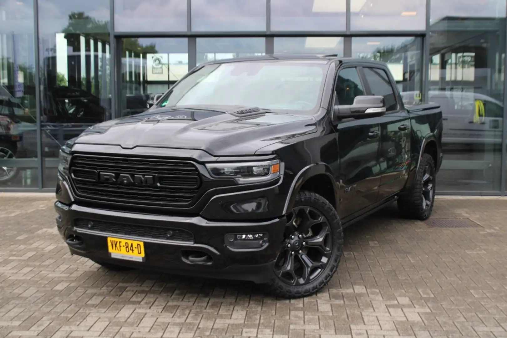 Dodge RAM 5.7i V8 HEMI LIMITED Night Edition LUCHTVERING / L Noir - 1