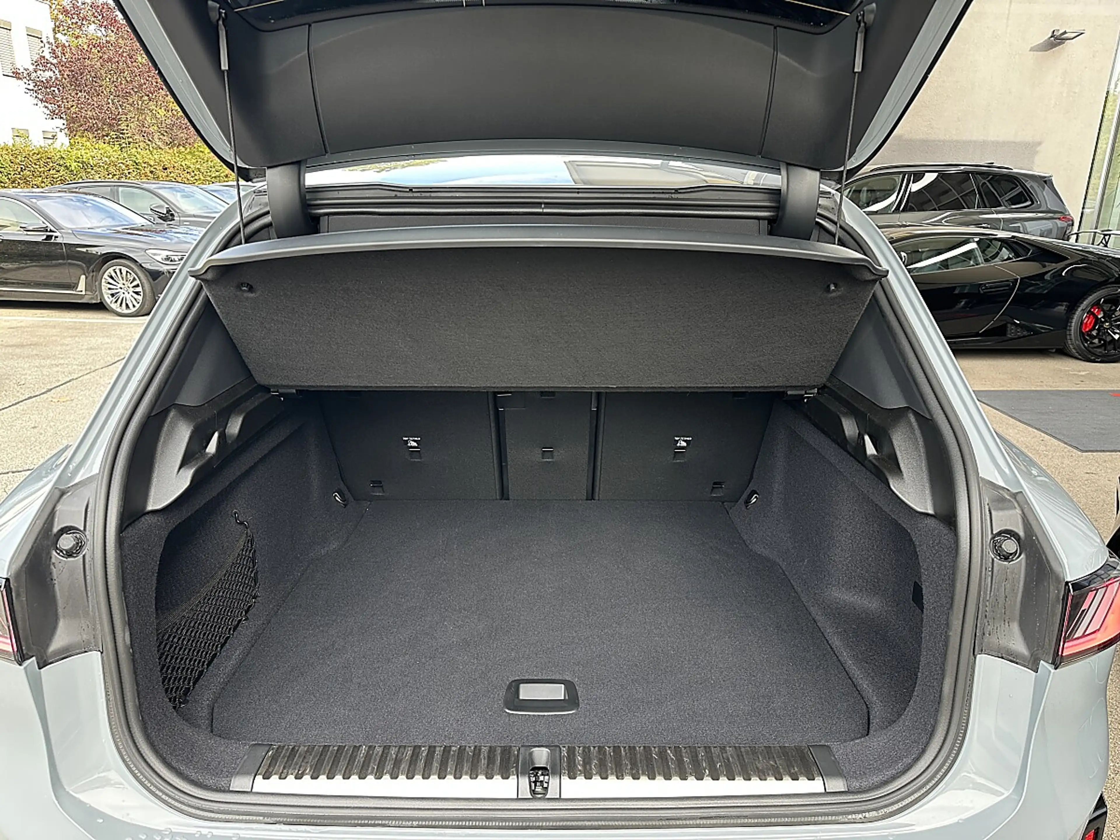 BMW iX3 50 xDrive M-Paket PRO — photo 15