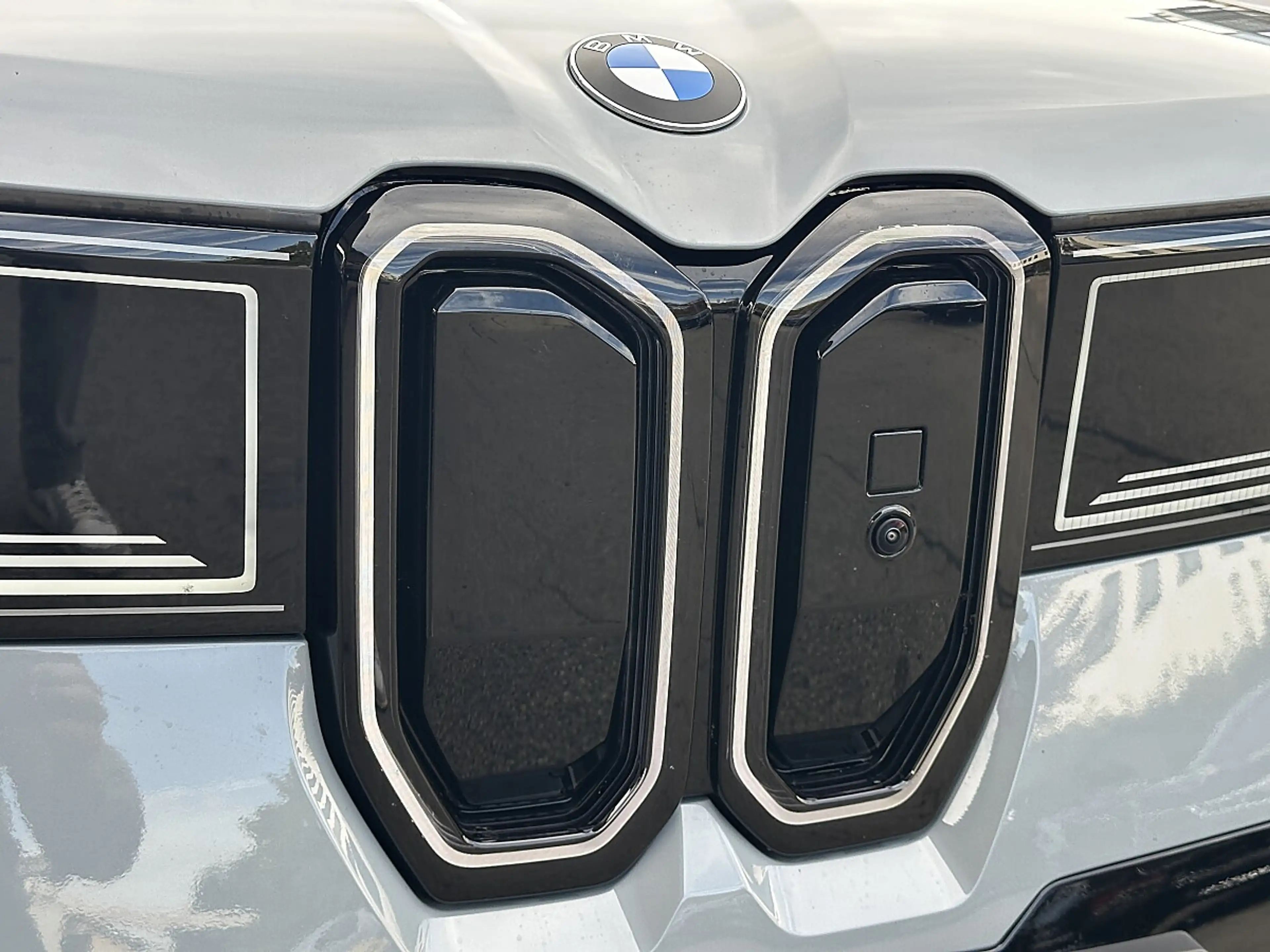 BMW iX3 50 xDrive M-Paket PRO — photo 6