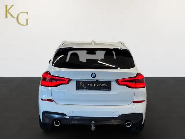BMW X3 view 6