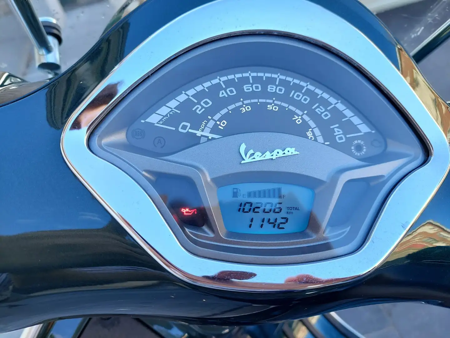Vespa GTS 125 Touring Verde - 2