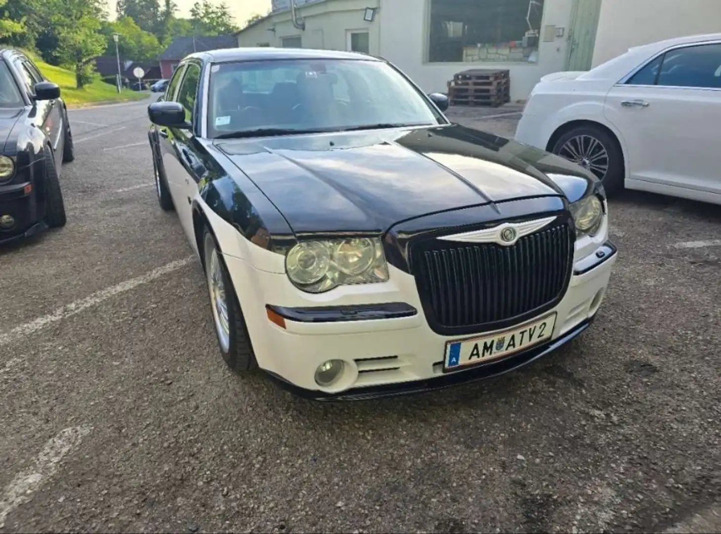 Chrysler 300 SRT 6.1L SRT8 - 2