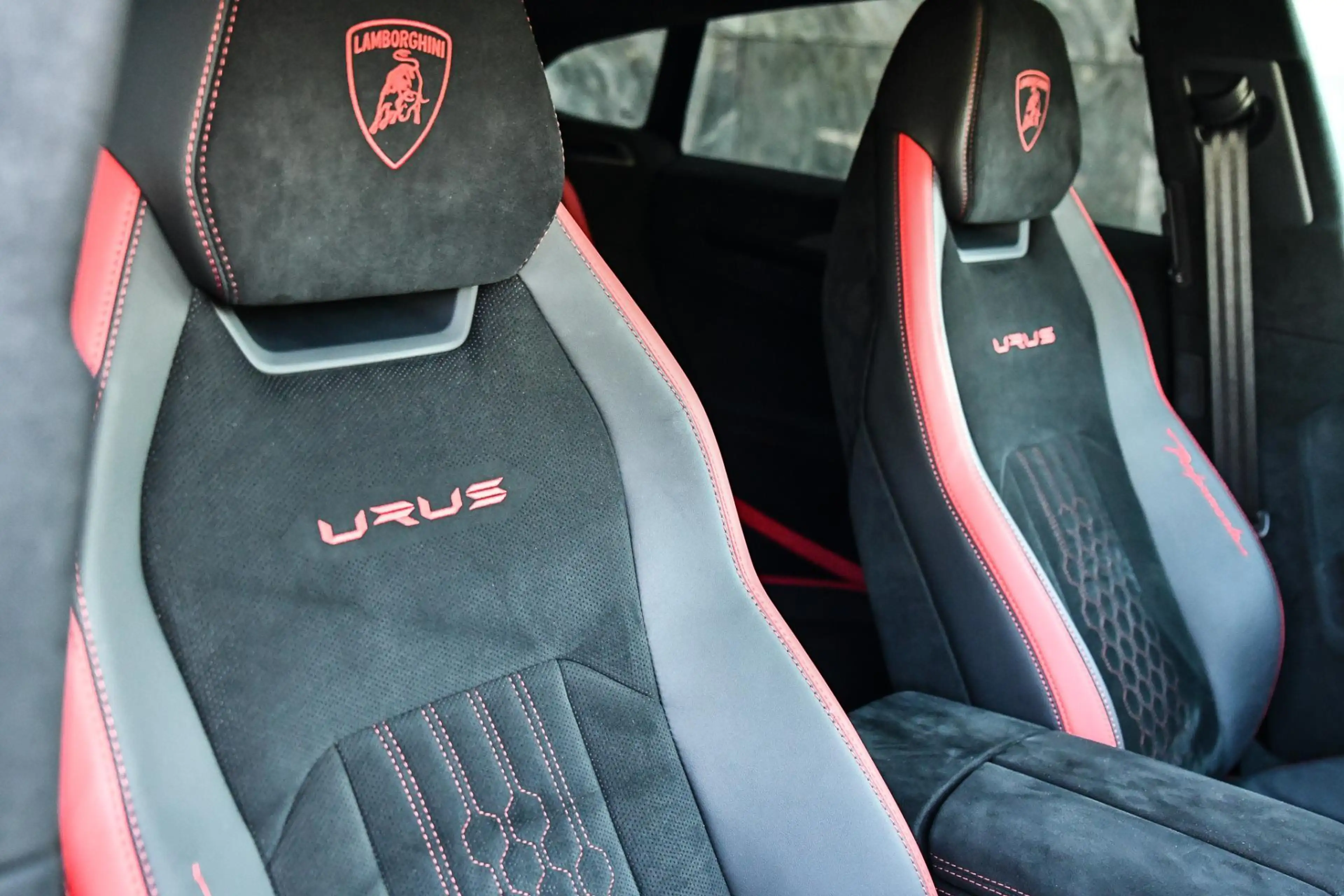 Lamborghini Urus 4.0 V8 Performante | Full carbon |BTW|Akraprovic| — photo 11