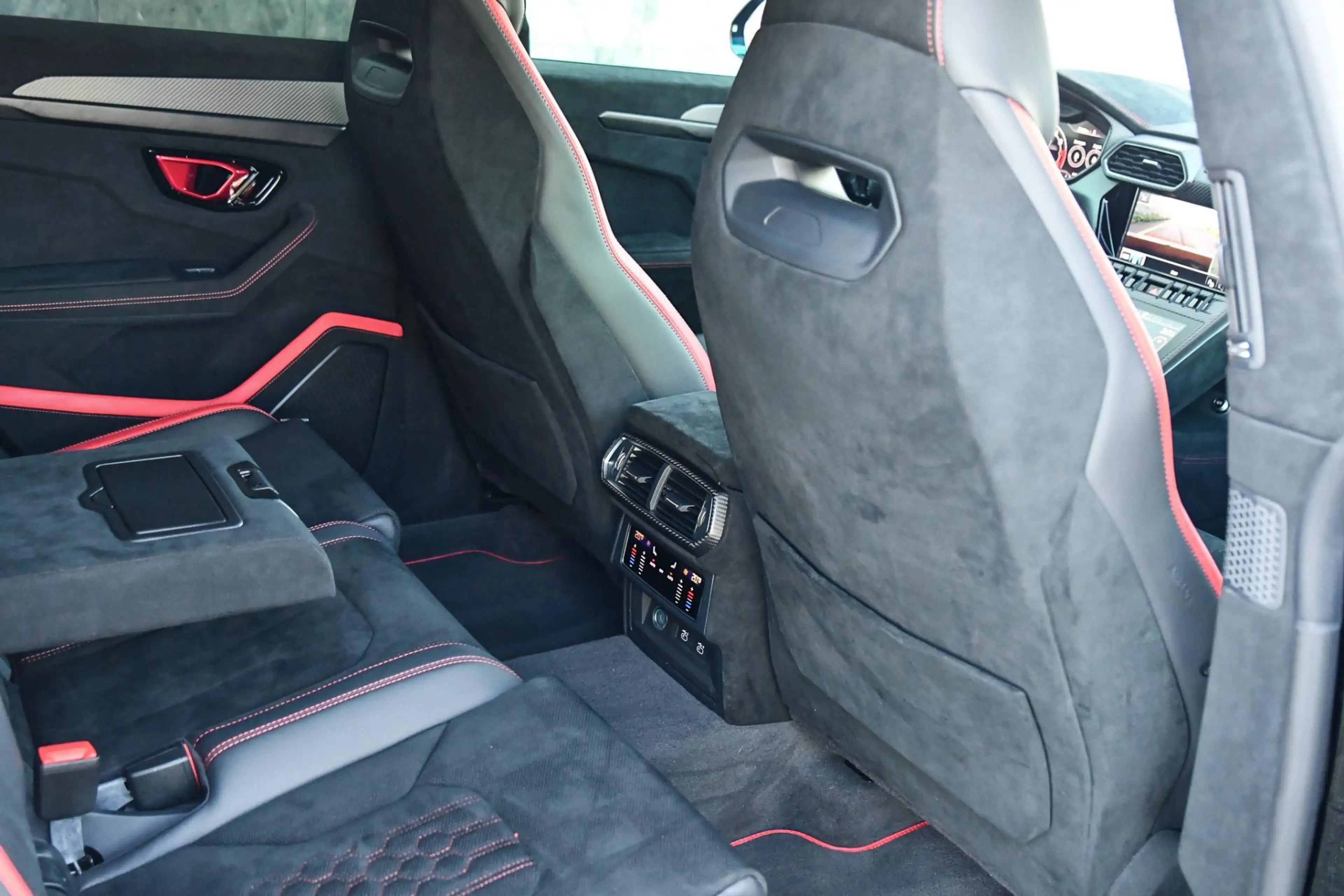 Lamborghini Urus 4.0 V8 Performante | Full carbon |BTW|Akraprovic| — photo 14