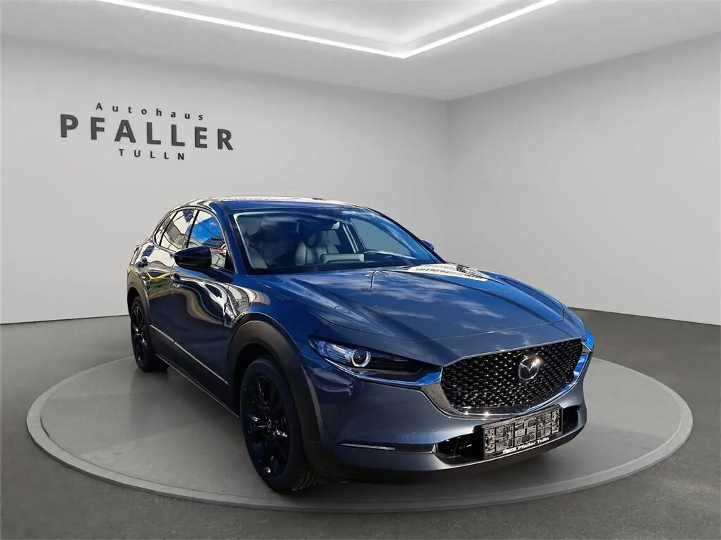 Mazda CX-30 e-Skyactive G140 Homura Aut. Grau - 2