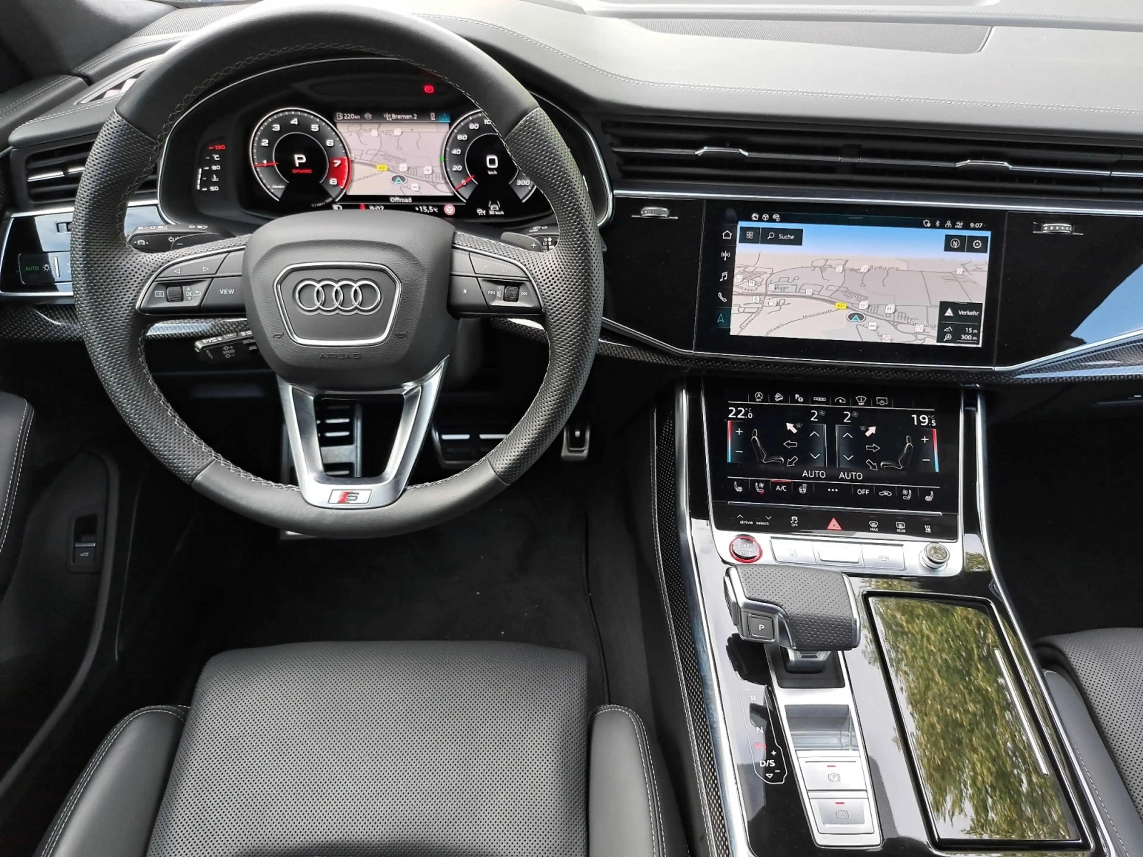Audi SQ8 TFSI quattro tiptr. AHK PANO 23" STANDHEIZ SITZBE — photo 14