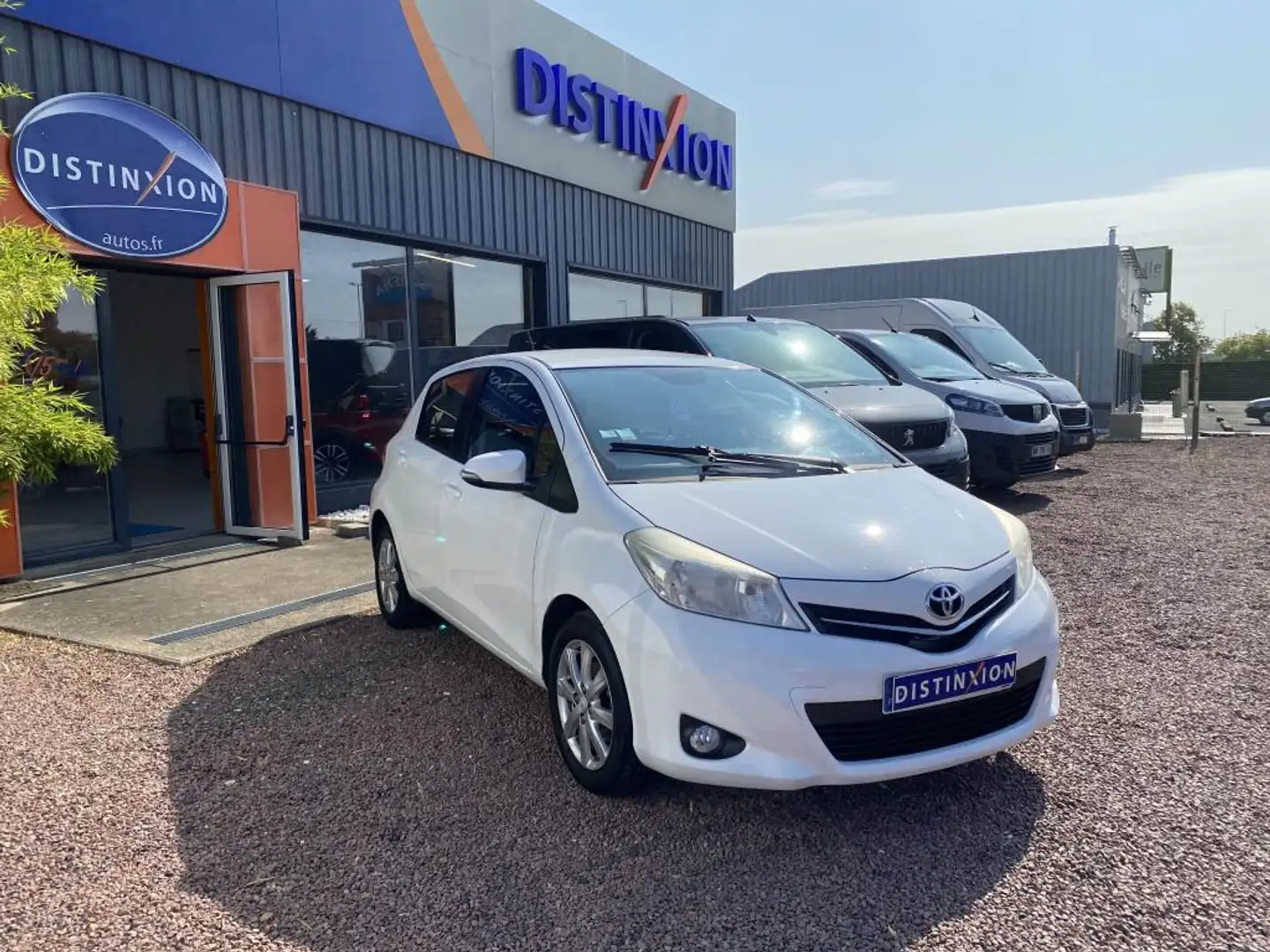 Toyota Yaris 1.0 - 69 VVT-i  Tendance Blanc - 2