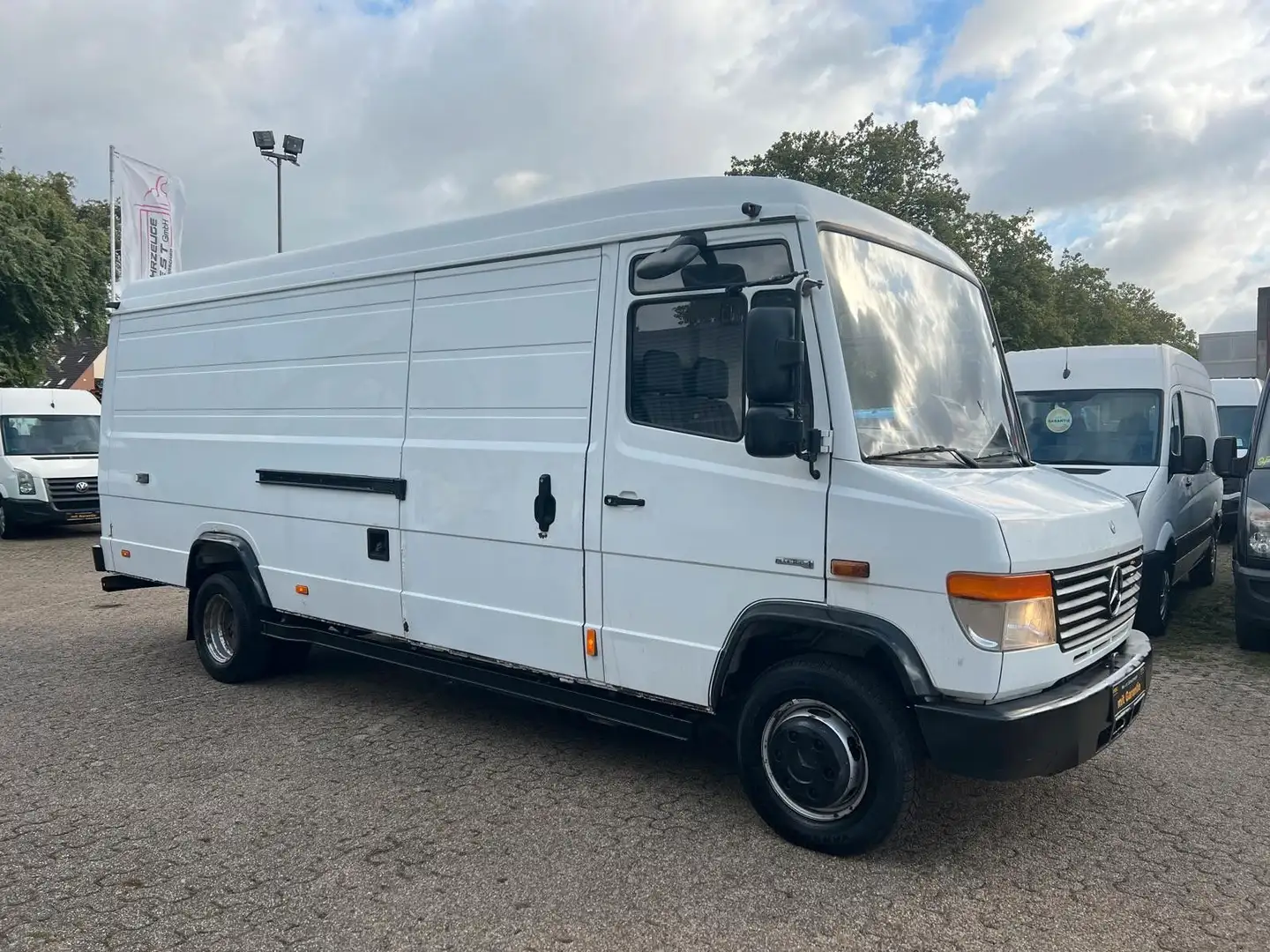 Mercedes-Benz Vario 613 D Maxi Hoch+Lang *1.Hand*Deutsches FZ Weiß - 1