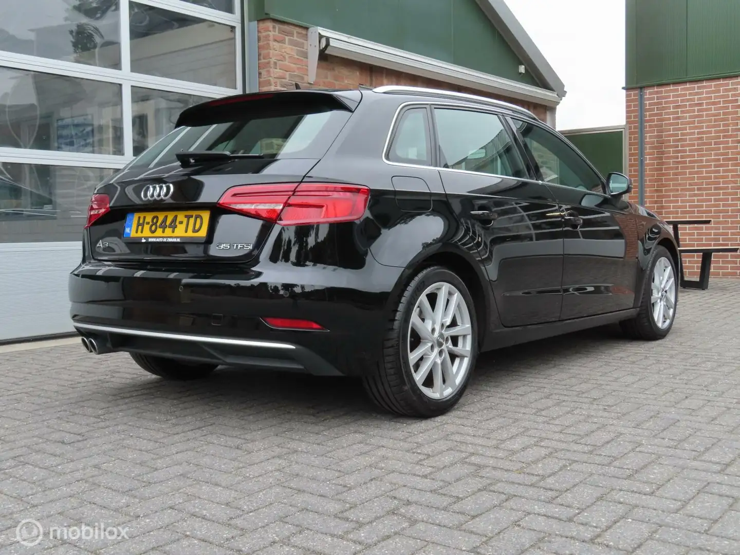 Audi A3 Sportback 35 TFSI CoD Adv Sport/Virtueel dash/afn Noir - 2
