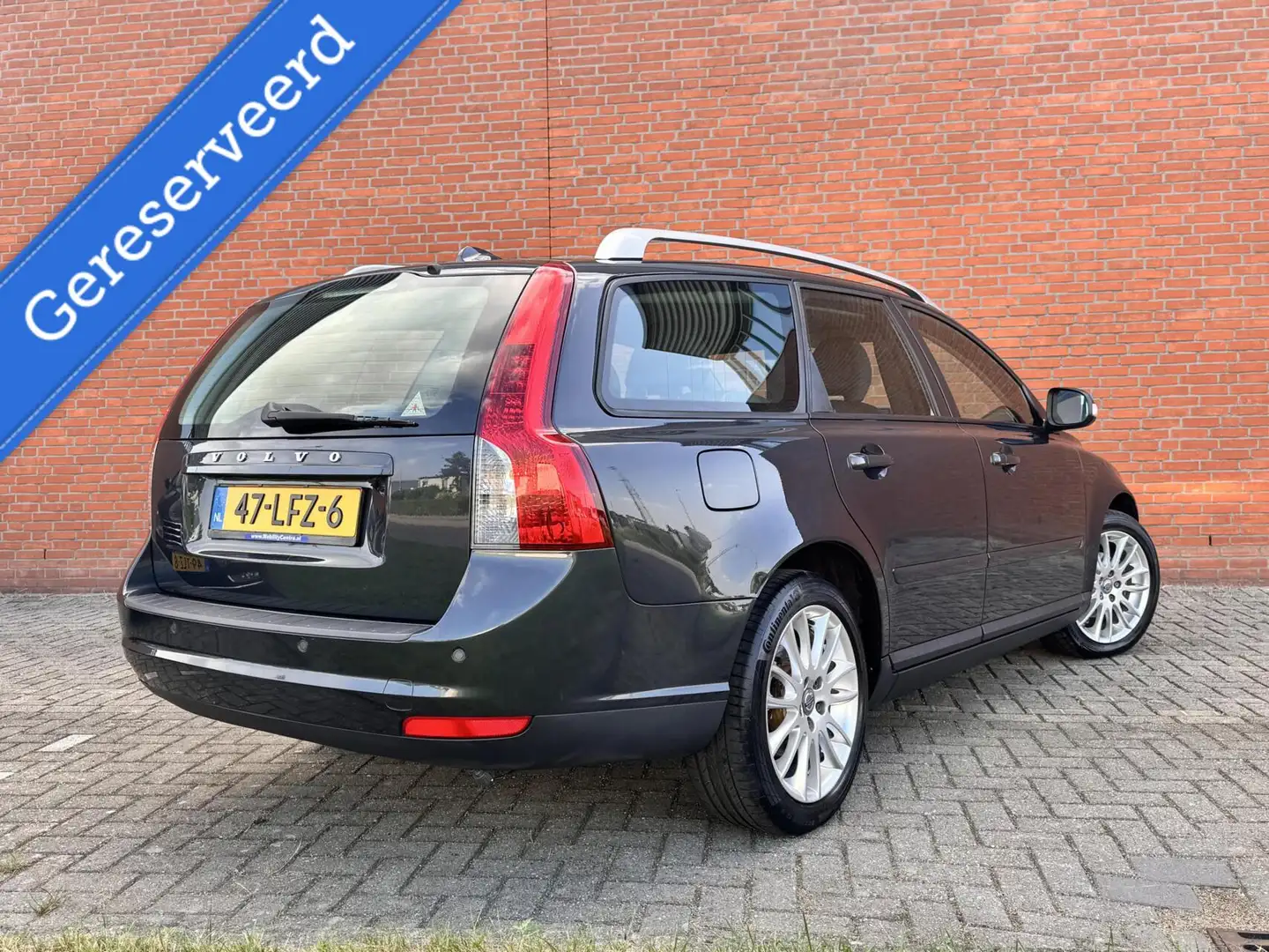 Volvo V50 2.0 Momentum| EERSTE EIGENAAR|MEMORY|CRUISE|NAVI siva - 2