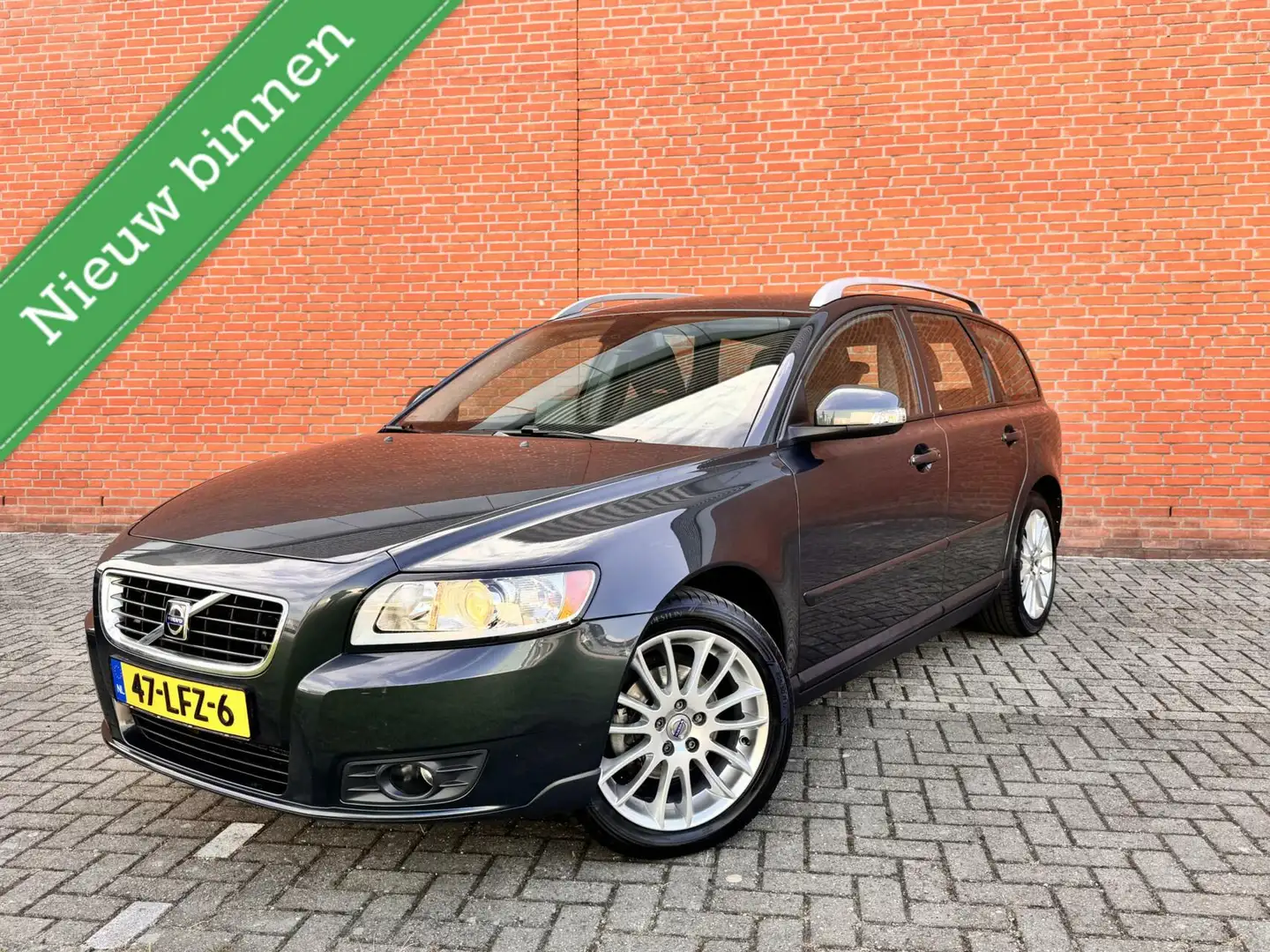 Volvo V50 2.0 Momentum| EERSTE EIGENAAR|MEMORY|CRUISE|NAVI Grey - 1
