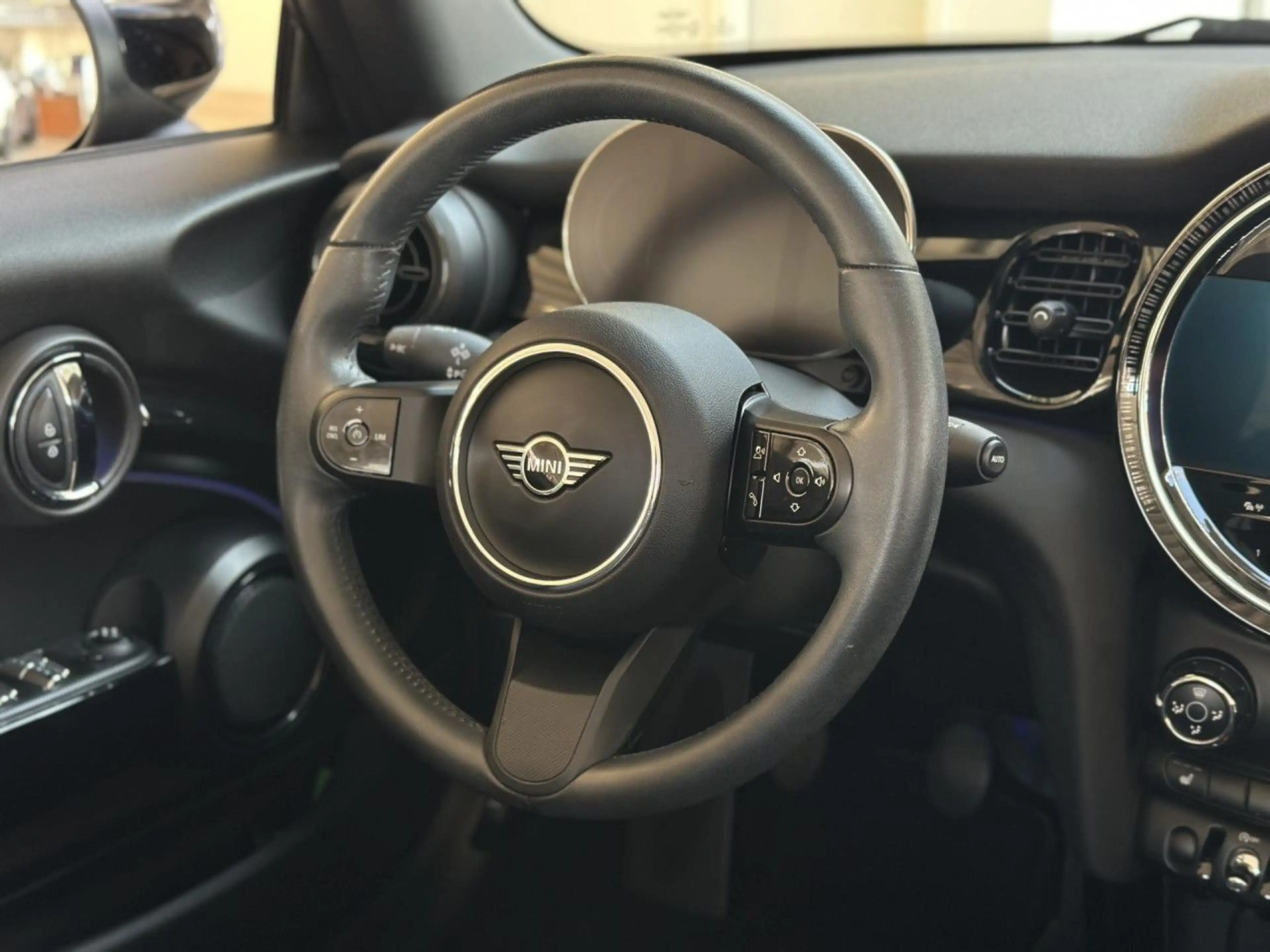 MINI Cooper S Cabrio Sports.LED PDC Sitzheizung DAB — photo 13