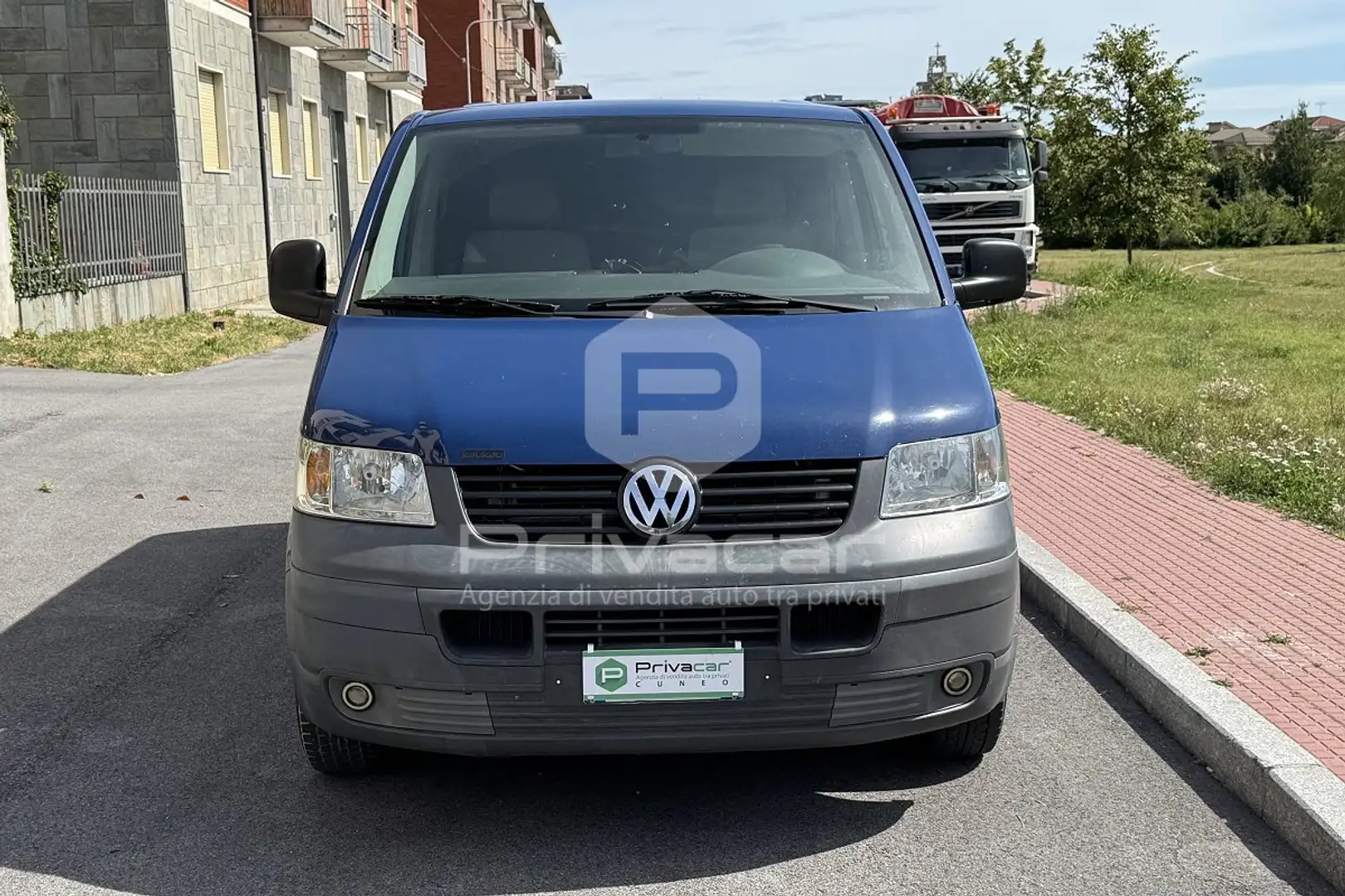 Volkswagen T5 Caravelle Caravelle 2.5 TDI/130CV PC Bleu - 2