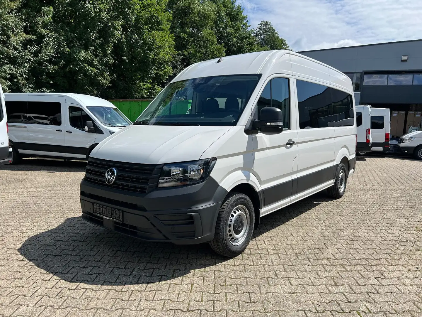 Volkswagen Crafter KMP Sondermodell Worker Weiß - 2