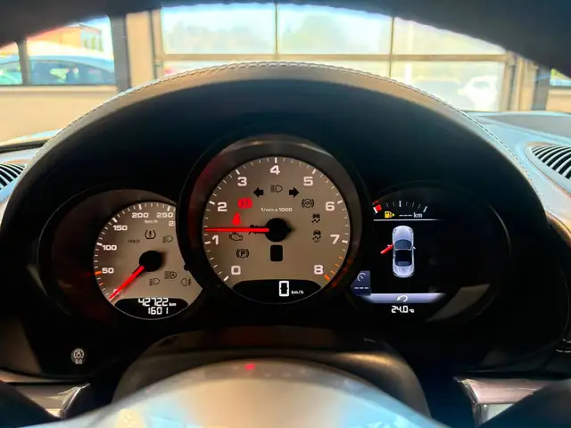 Porsche Boxster view 7