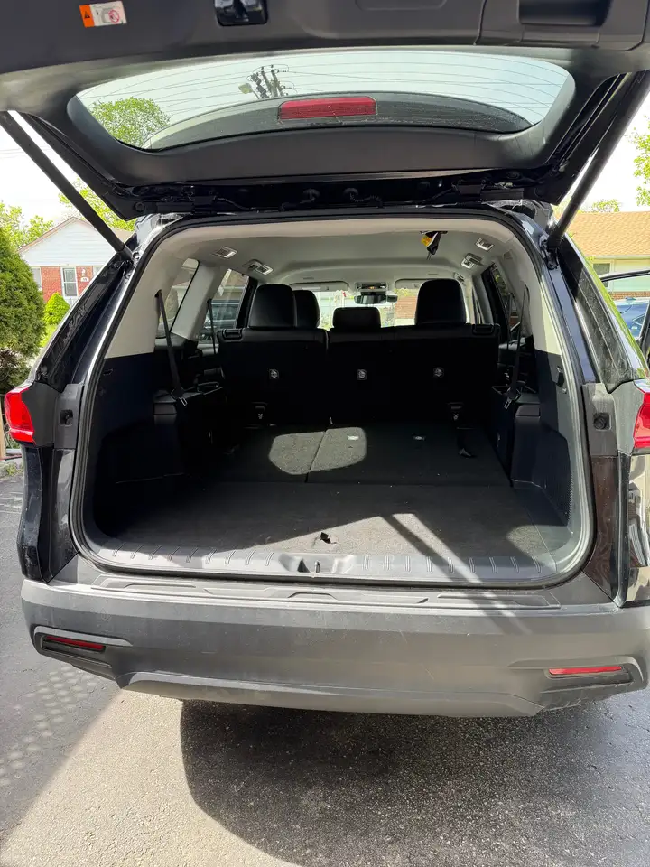 Toyota Grand Highlander снимка Toyota Grand Highlander