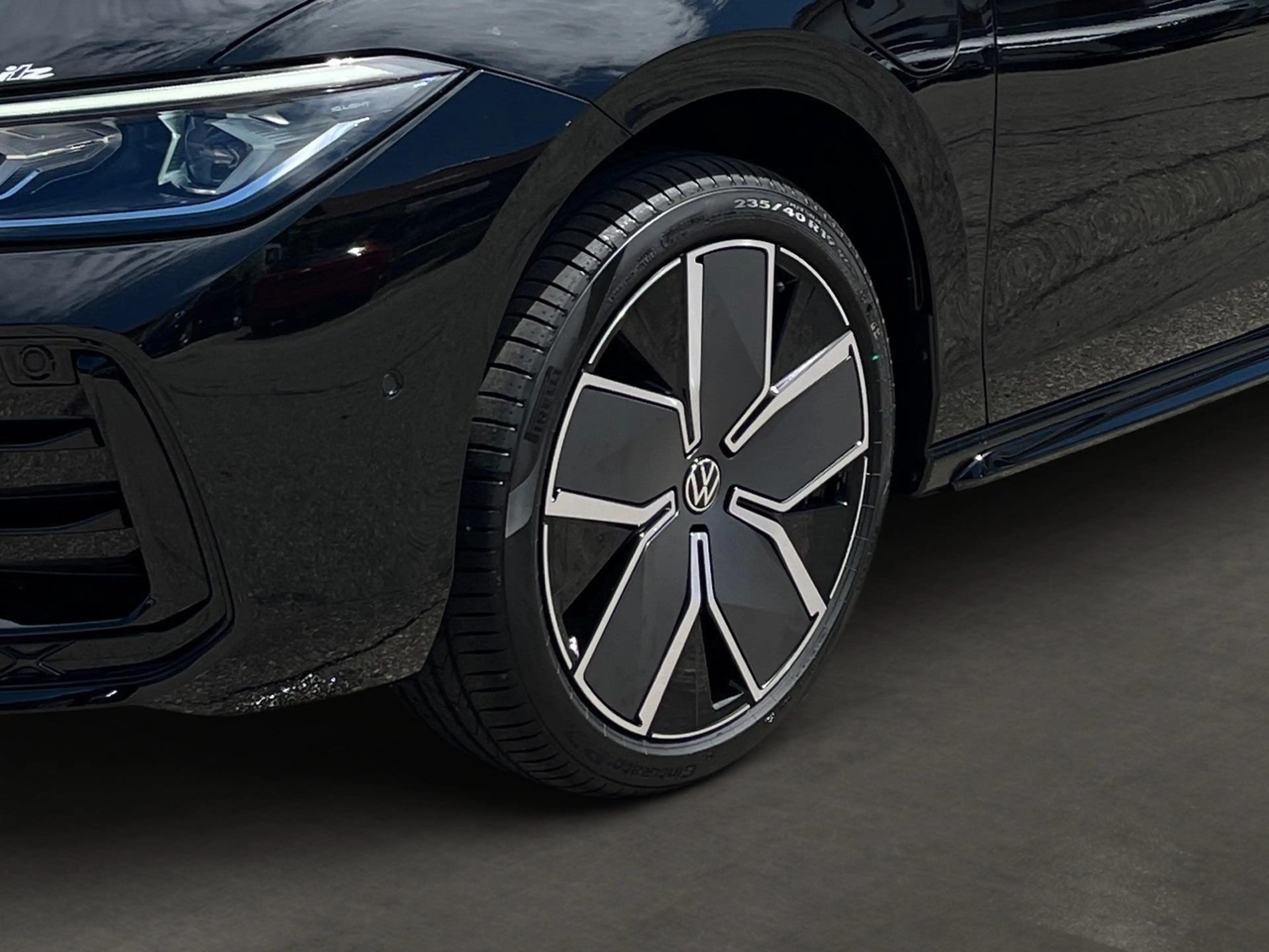 Volkswagen Passat Variant 1.5 TSI eHybrid R-Line *PANO*AHK* — photo 10