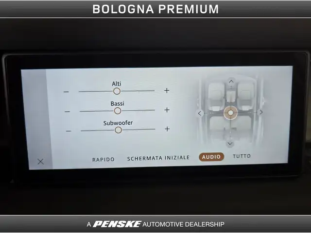 Land Rover Defender view 14