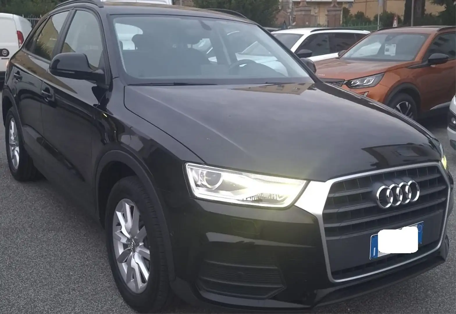Audi Q3 Q3 2.0 tdi Business 150cv s-tronic Noir - 2