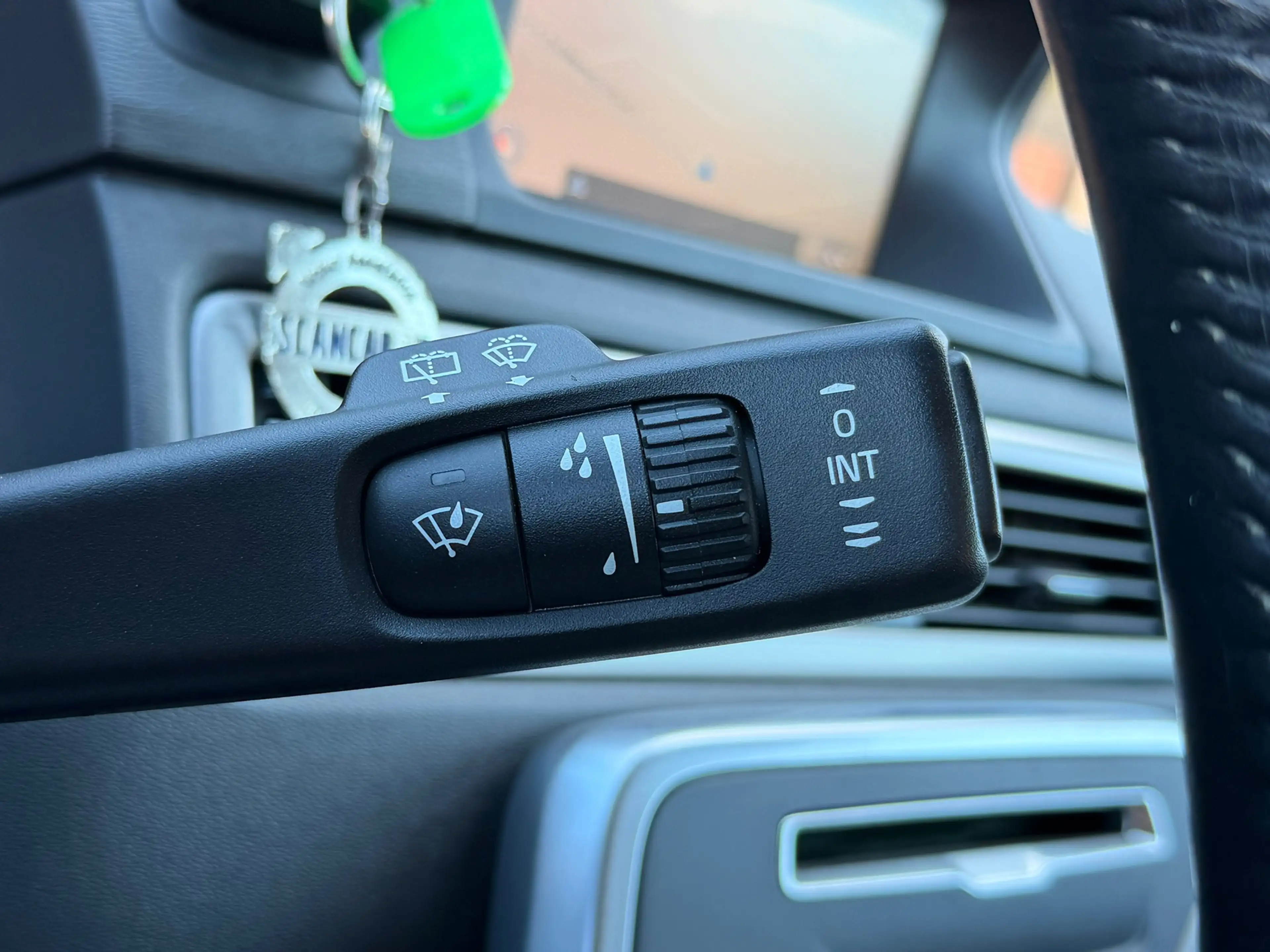 Volvo V70 1.6 T4 Nordic+|Leer|Trekhaak|xenon|Navi|PDC|NAP — photo 13