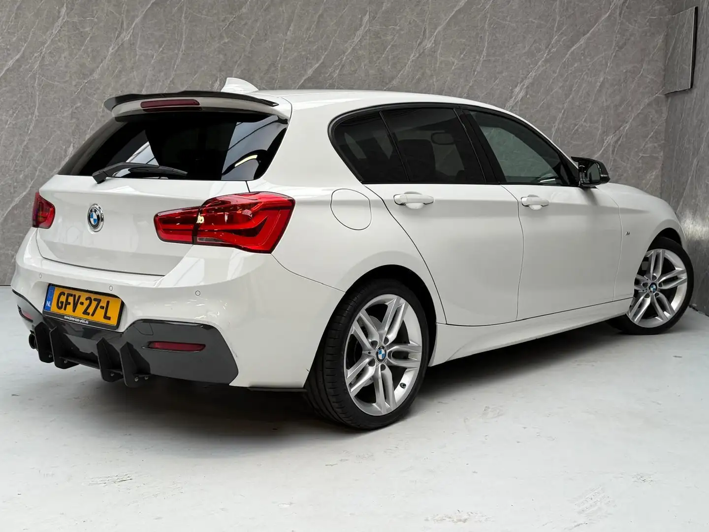 BMW 120 1-serie 120i M-Pakket / AUT / Goed Onderhouden / N Blanc - 2