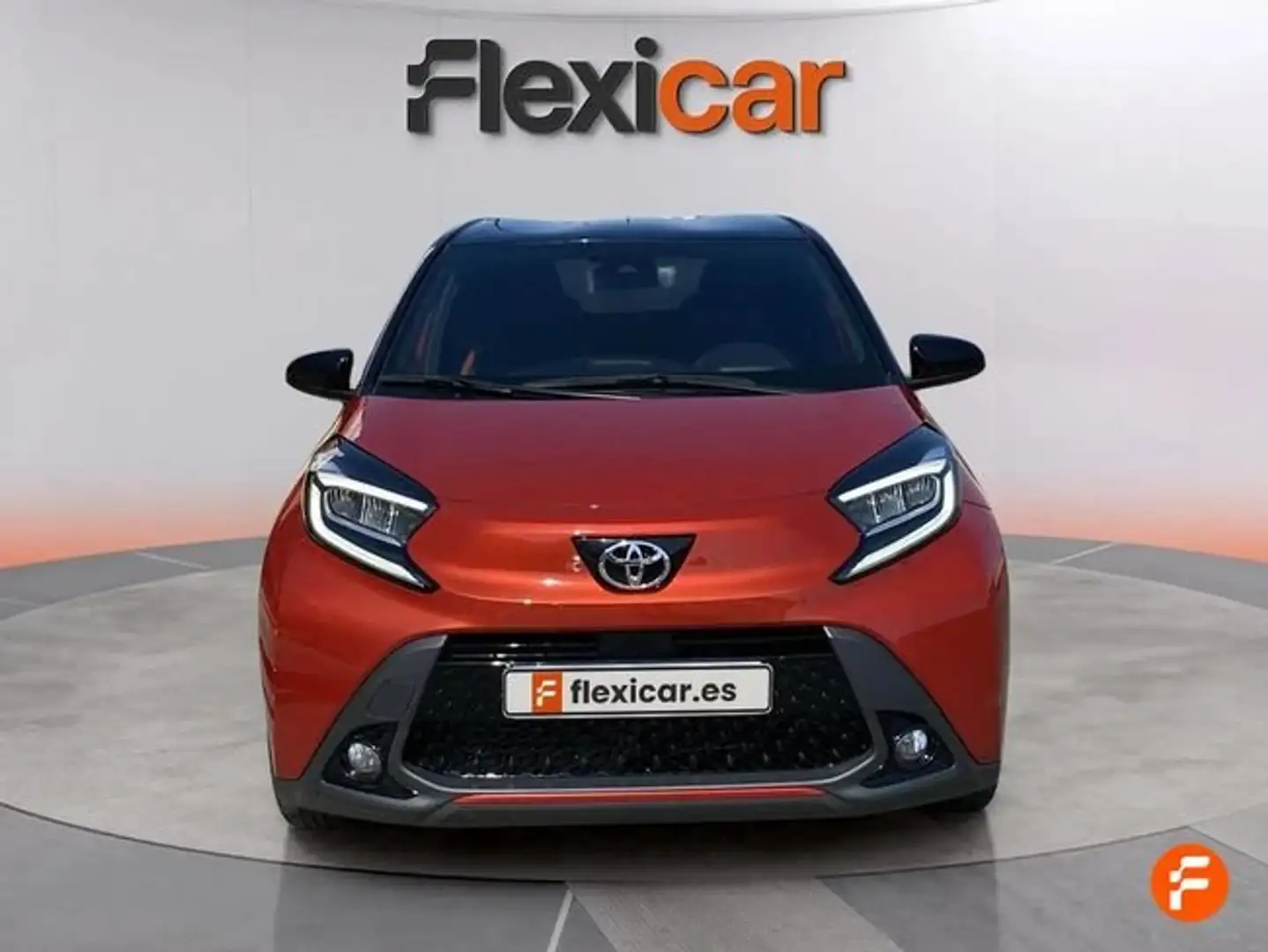 Toyota Aygo 1.0 VVT-I 72CV Undercover CVT Burdeos - 2