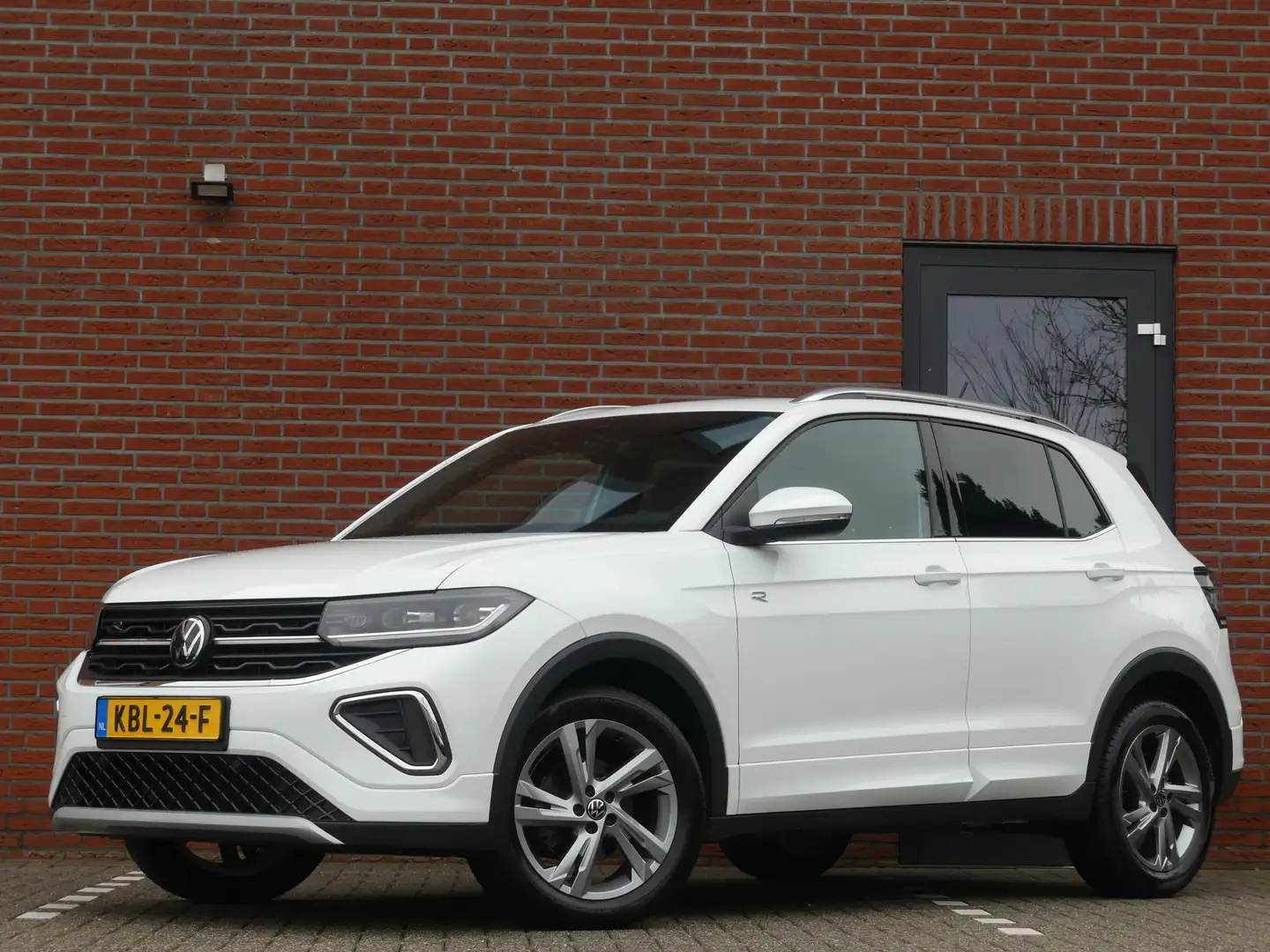 Volkswagen T-Cross 1.5 TSI R-Line Edition / Trekhaak Weiß - 1