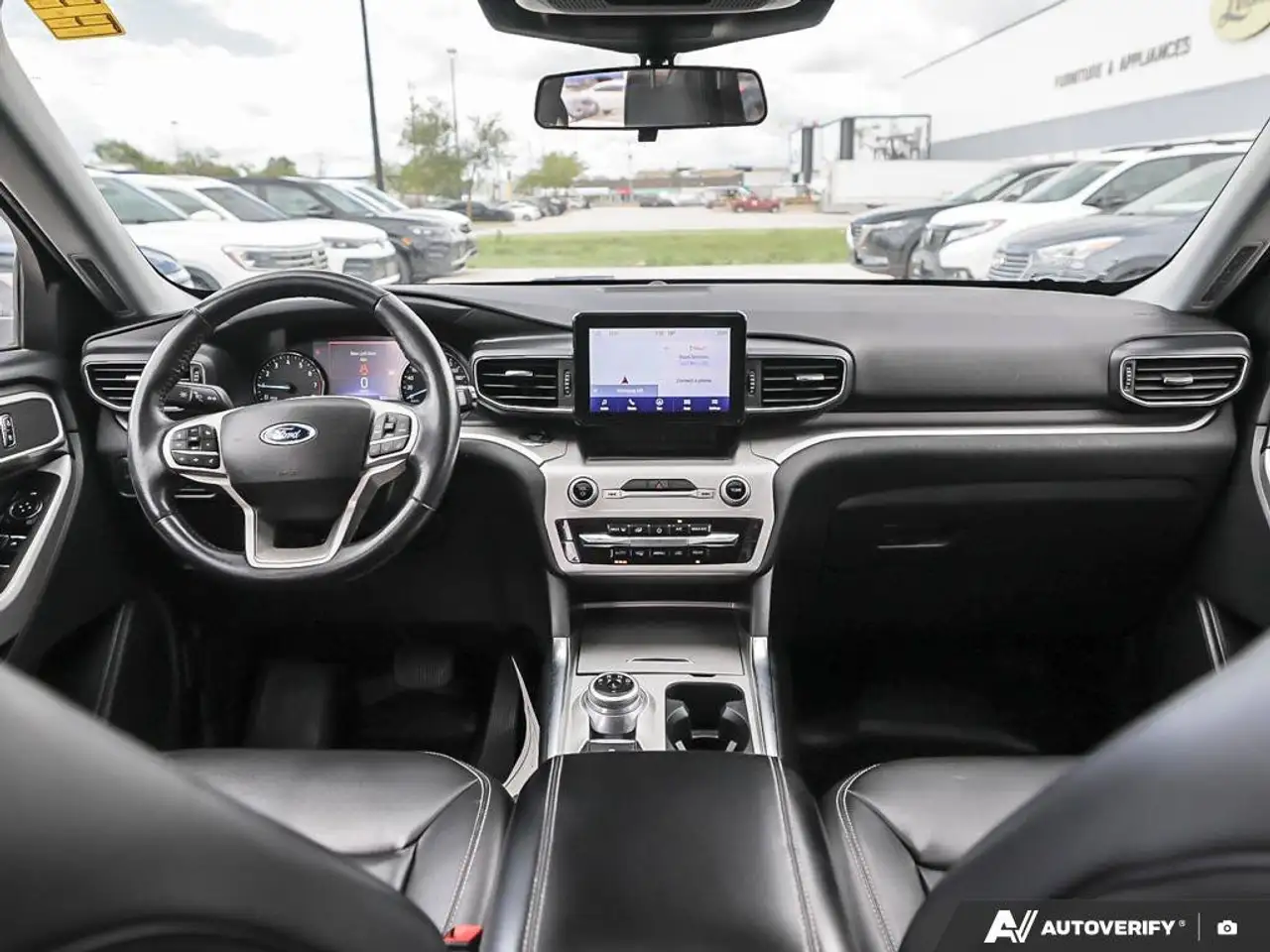 Ford Explorer photo Ford Explorer