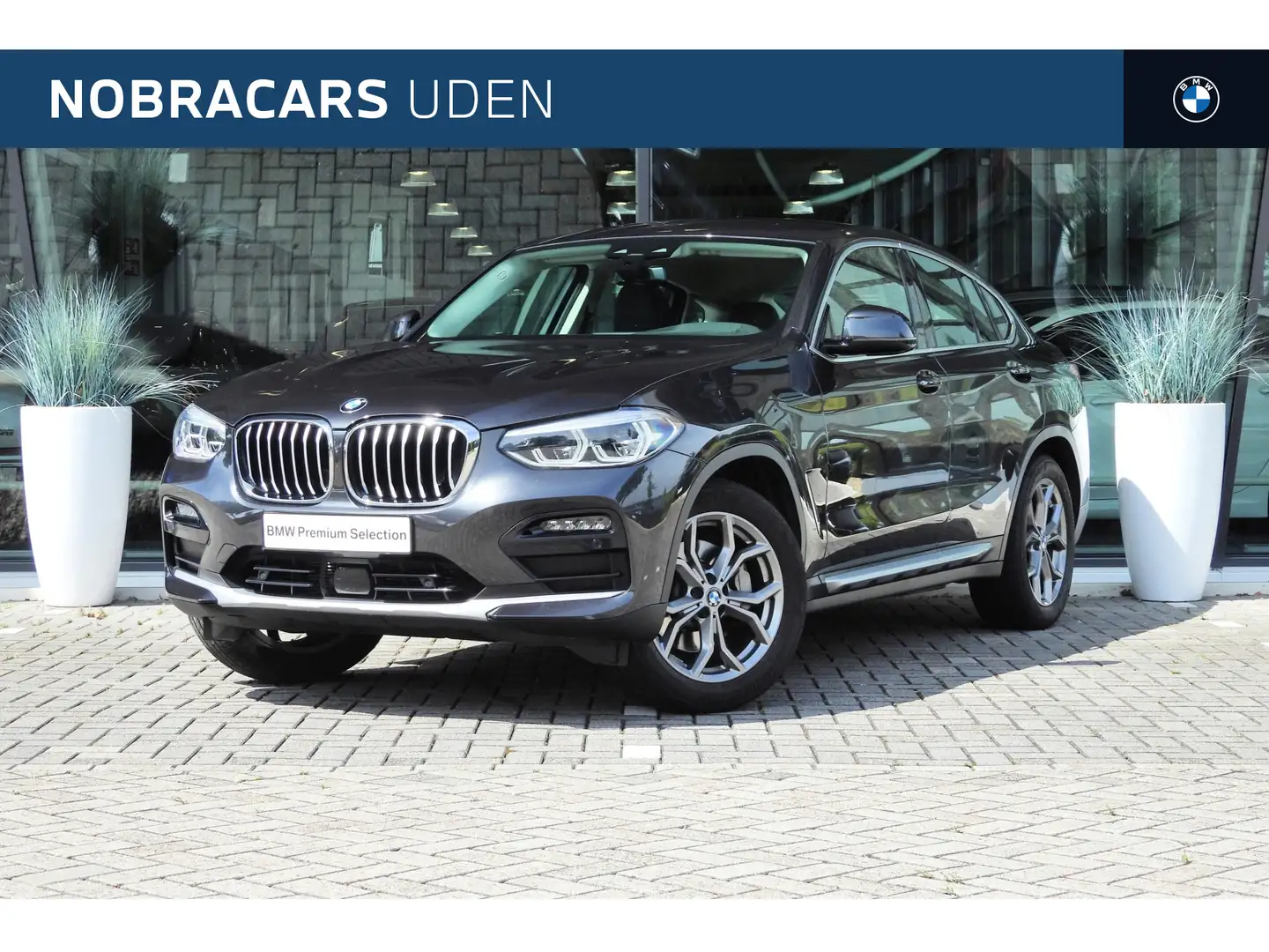 BMW X4 xDrive30i xLine Automaat / Adaptieve LED / Sportst Grijs - 1