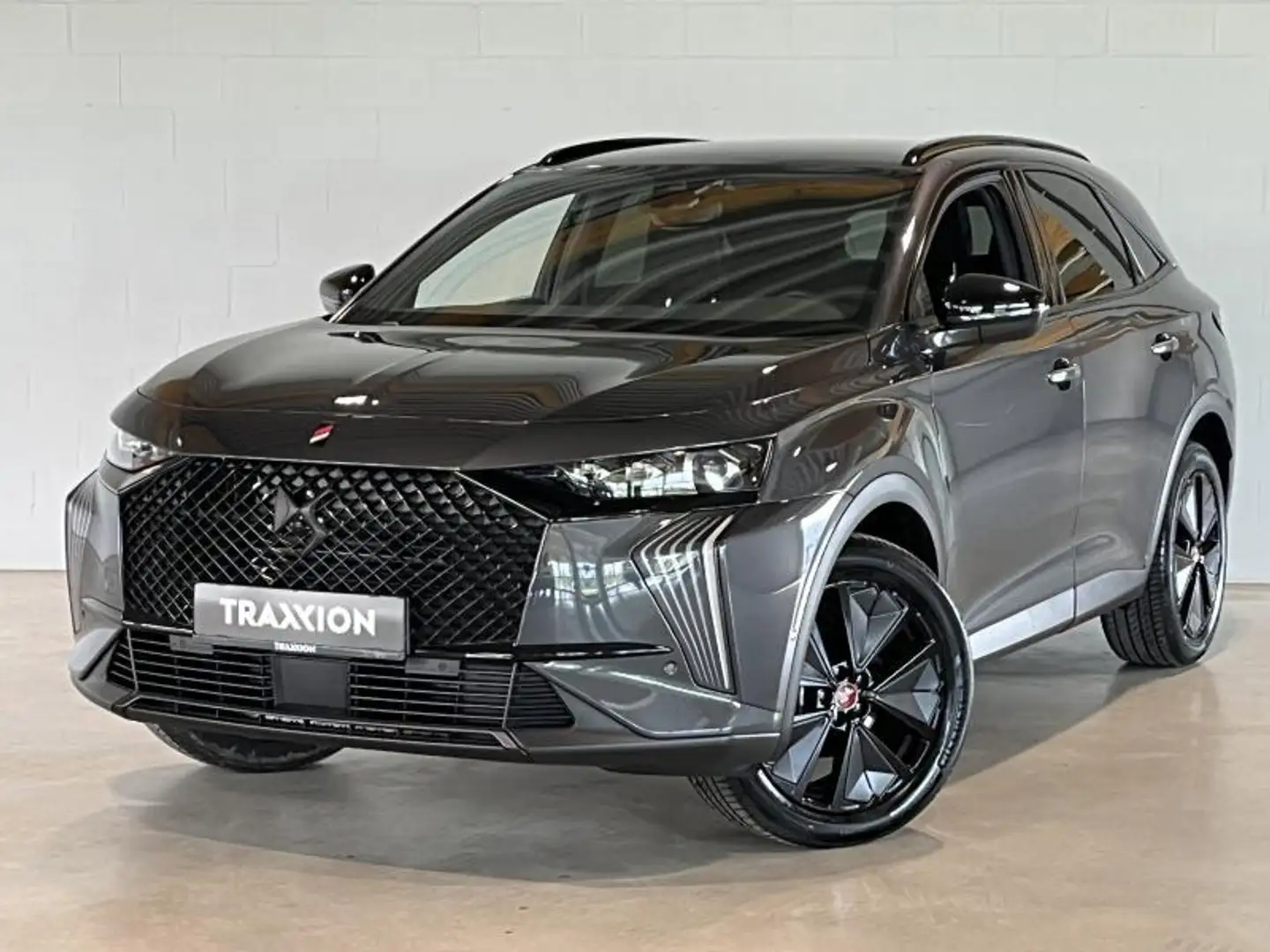 DS Automobiles DS 7 Crossback PERFORMANCE LINE + Grau - 1