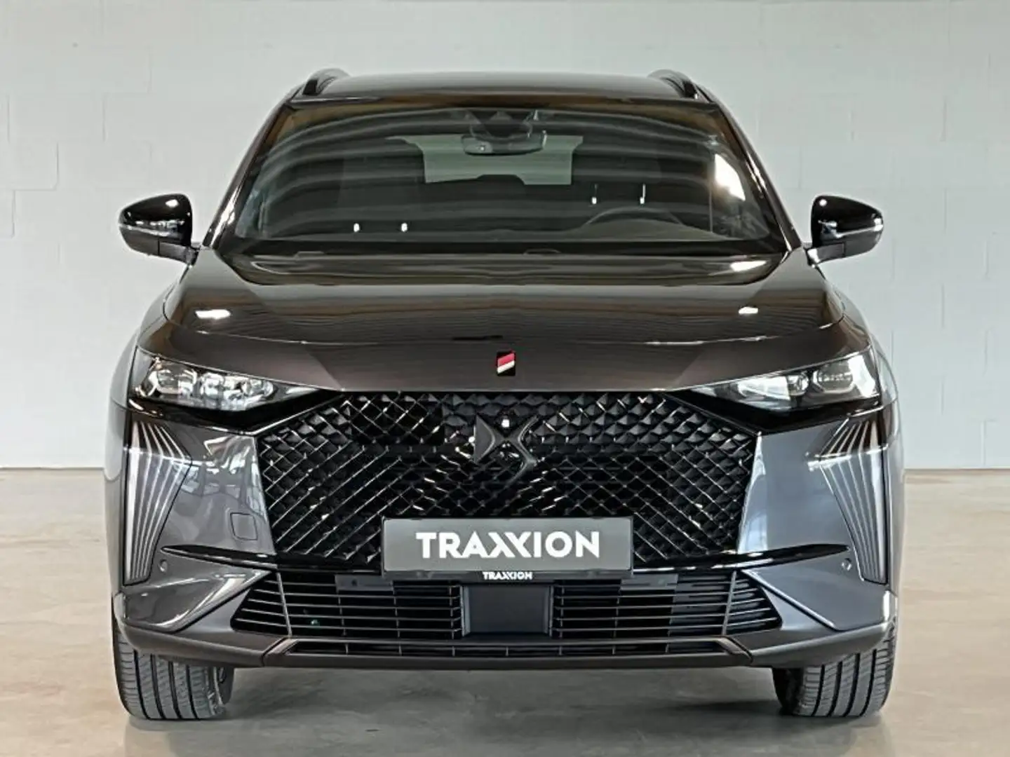 DS Automobiles DS 7 Crossback PERFORMANCE LINE + Grau - 2