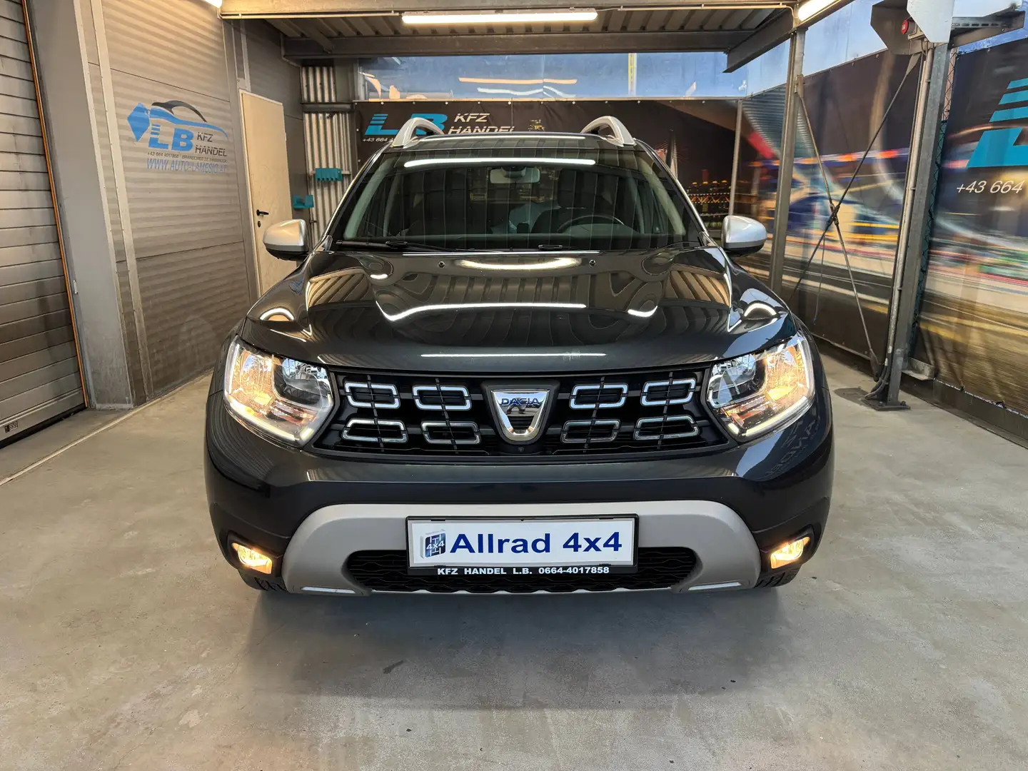 Dacia Duster Prestige 4WD Grau - 2