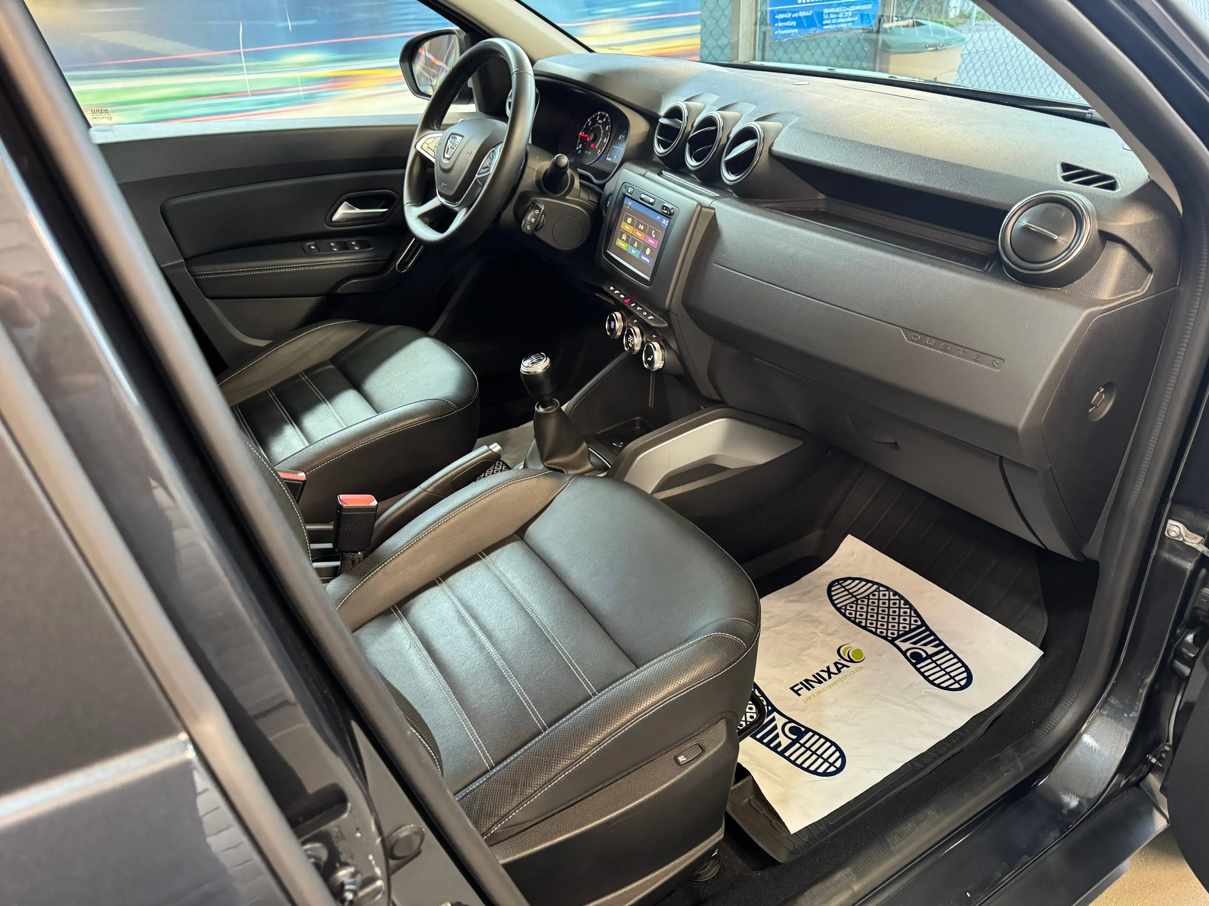 Dacia Duster Prestige 4WD — photo 4