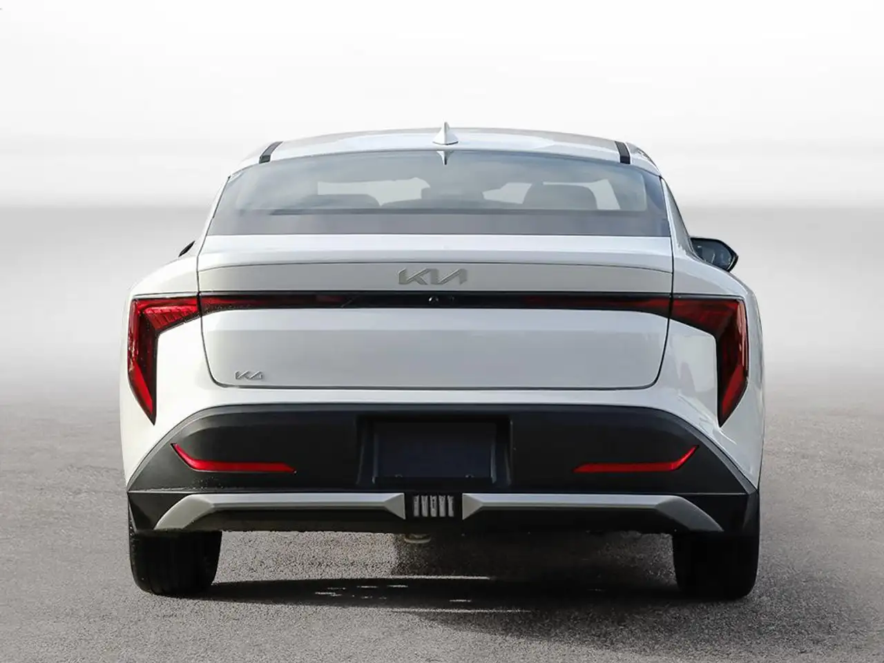 Kia K4 снимка Kia K4