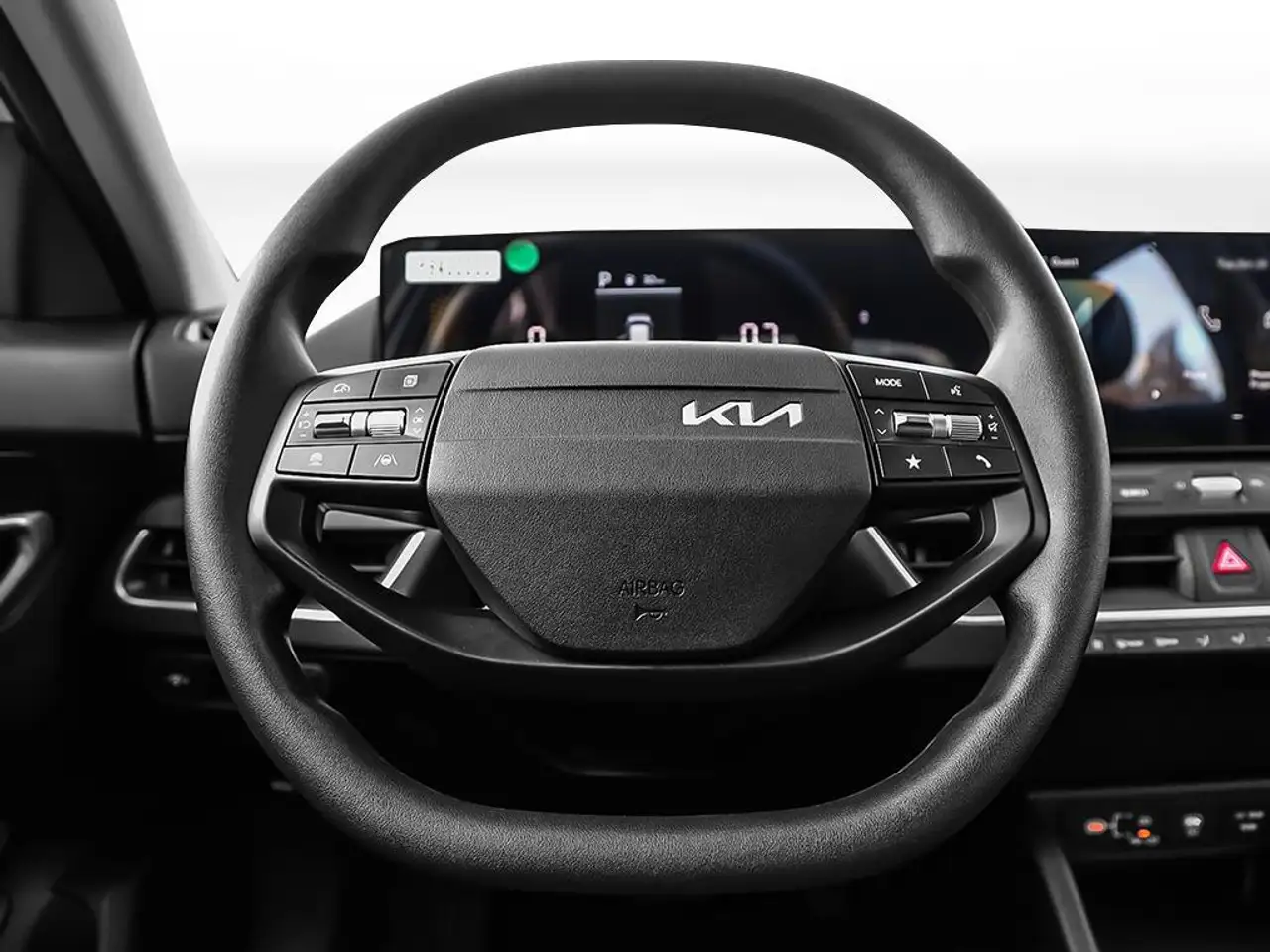 Kia K4 снимка Kia K4