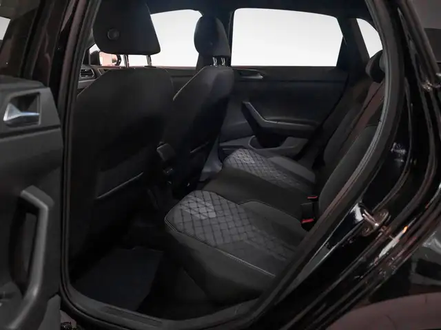Volkswagen Polo view 12