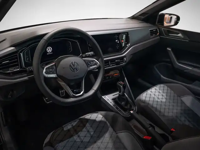 Volkswagen Polo view 10