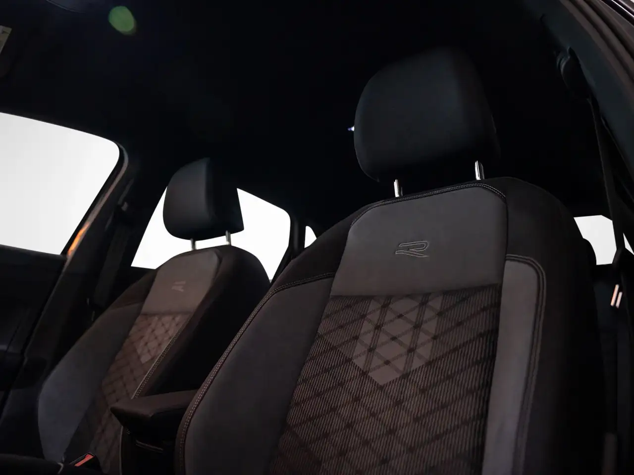 Volkswagen Polo R-Line 1.0 TSI DSG *WKR*RFK*Navi* 11
