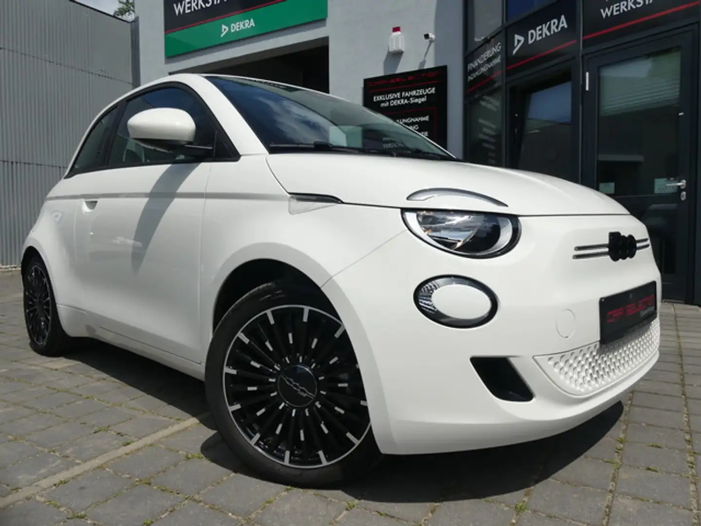 Fiat 500e 500 e Icon Elektro 87KW ACC/KAM/NAVI/DIGITAL Alb - 1