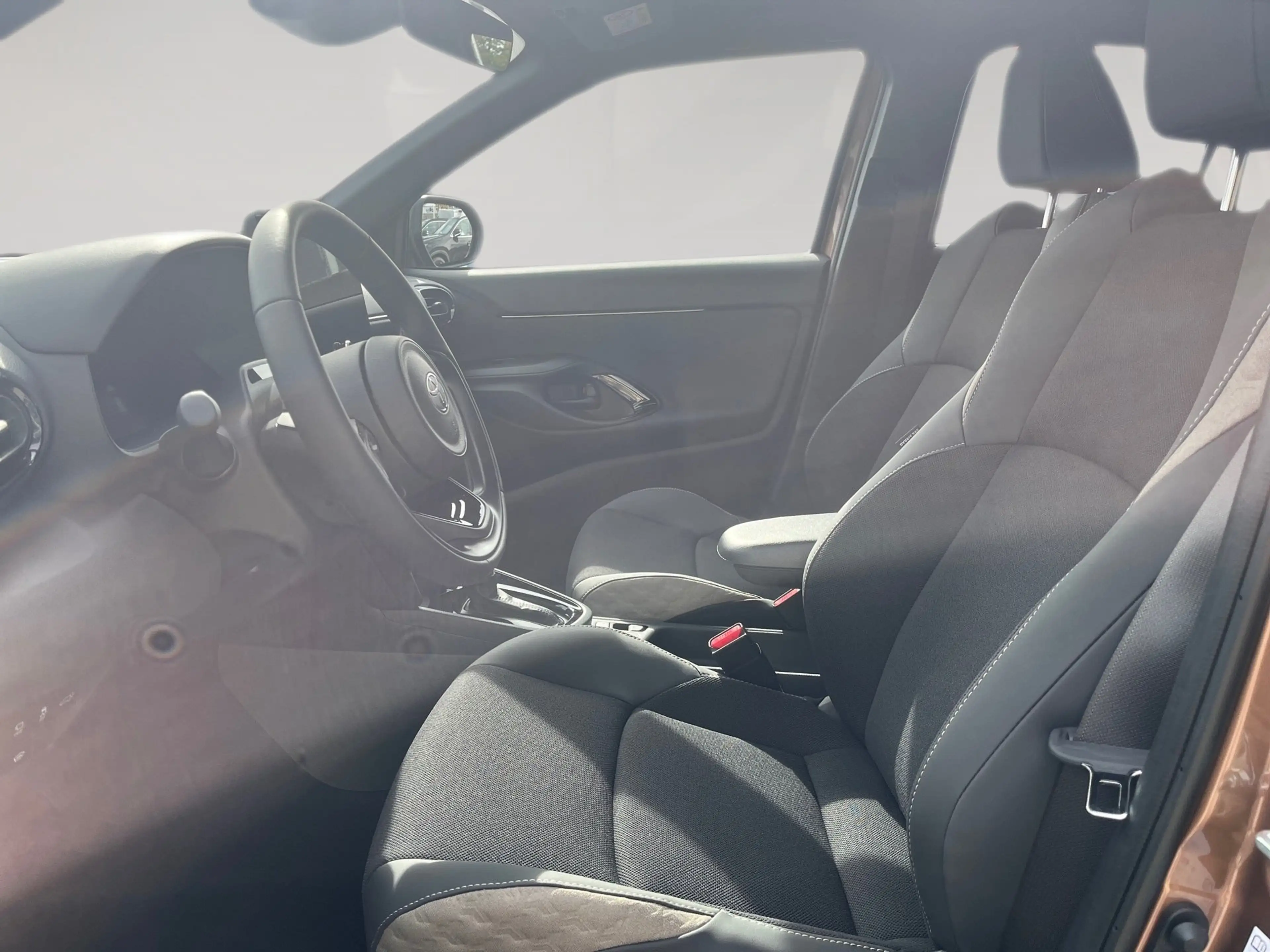 Toyota Yaris Cross Lounge 1.5 Hybrid Premium Paket — photo 7