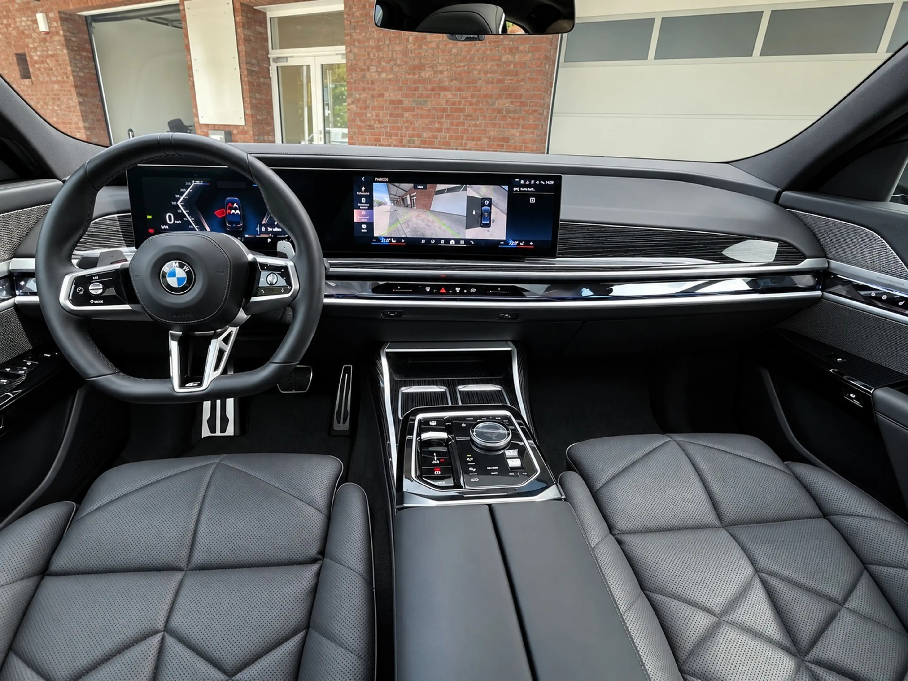 BMW 740 xDrive M-Paket Pano B&W SoftClose — photo 7