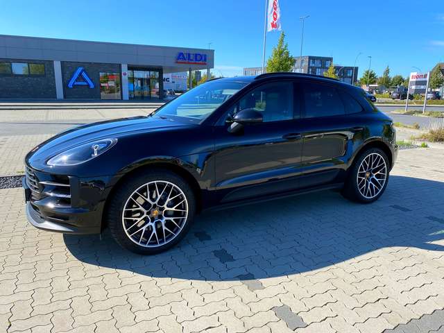 Imagine Porsche Macan Macan S PDK