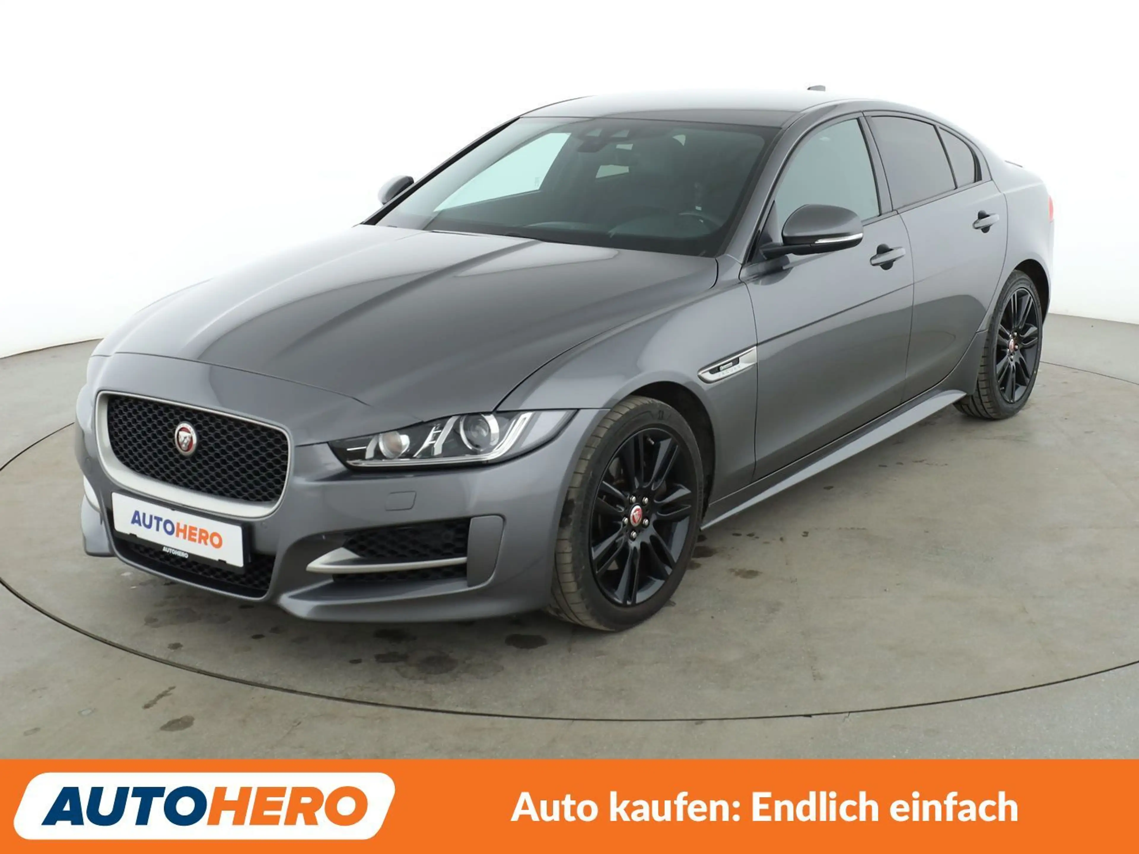 Jaguar XE 25t R-Sport Aut. *CAM*TEMPO*PDC*SHZ*XENON*NAVI*