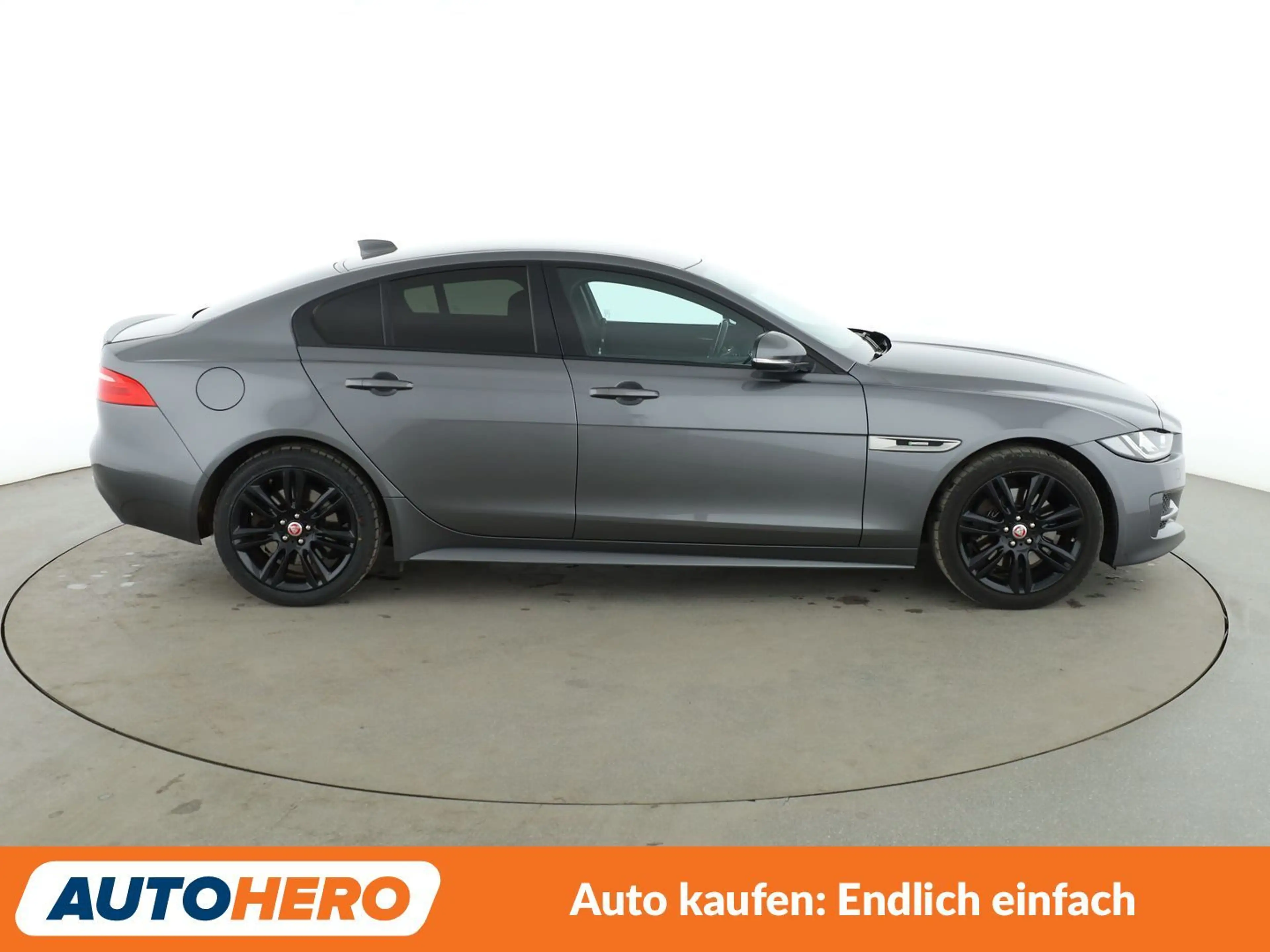 Jaguar XE 25t R-Sport Aut. *CAM*TEMPO*PDC*SHZ*XENON*NAVI* — photo 7