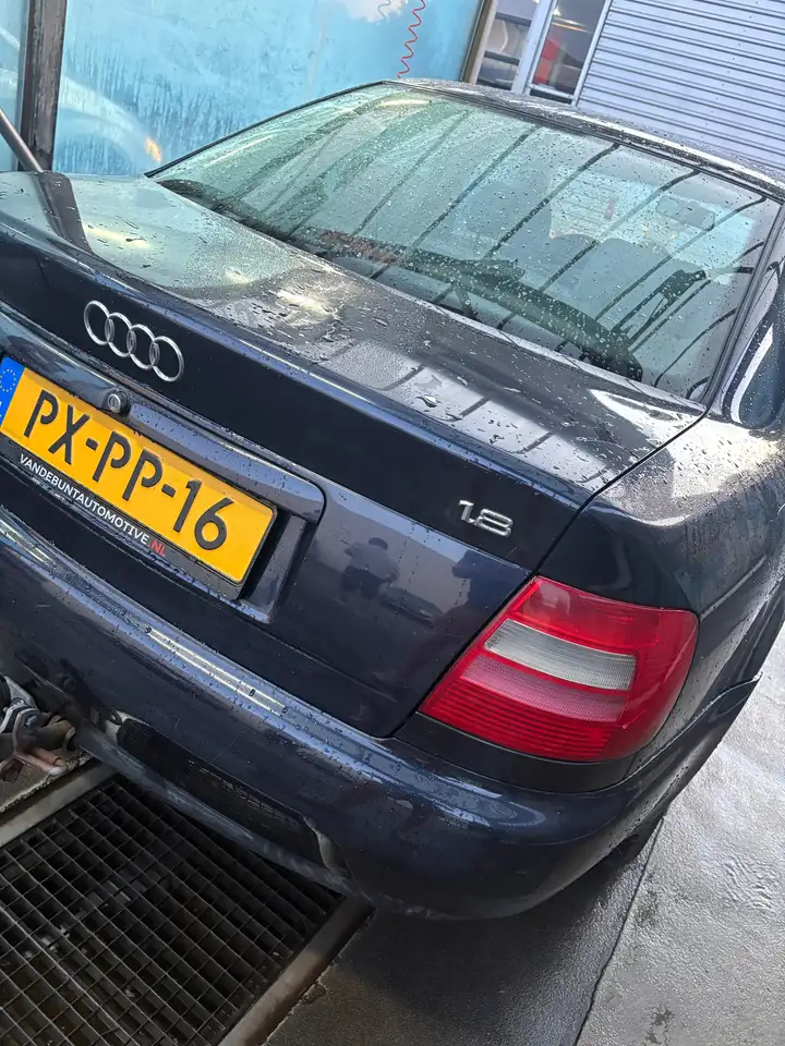 Audi A4 1.8 5V, foto 6